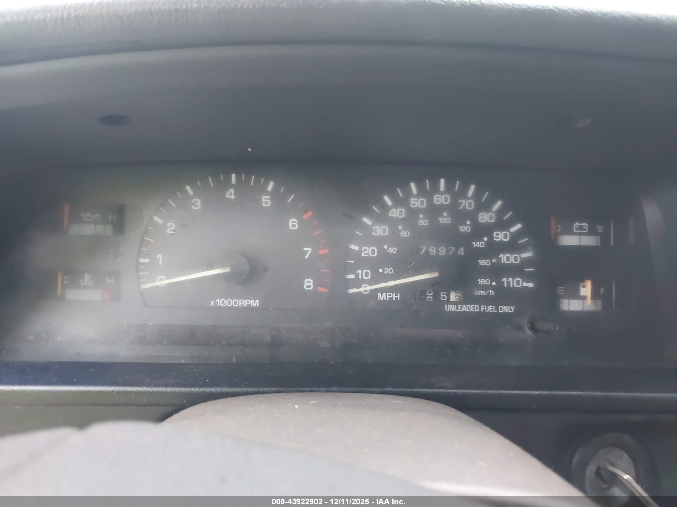 TOYOTA PICKUP image 7