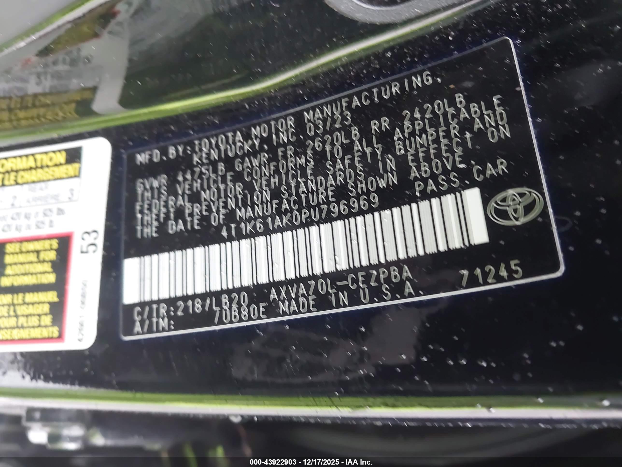 TOYOTA CAMRY image 9
