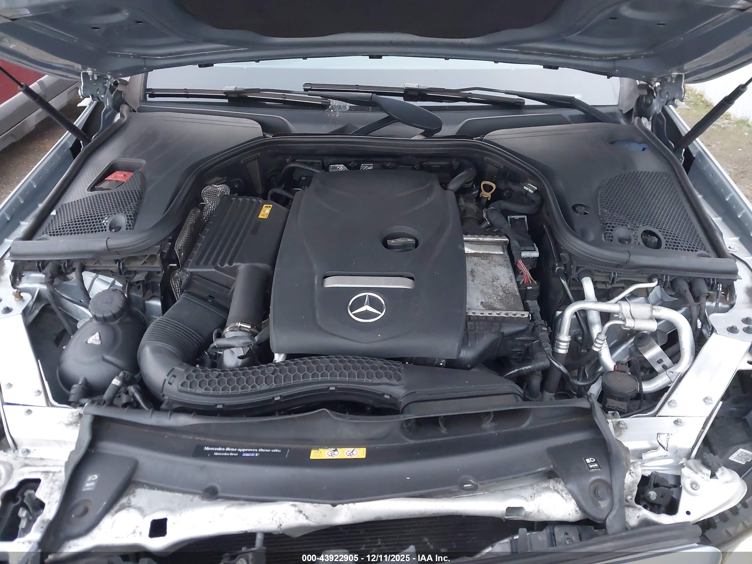 MERCEDES-BENZ E image 10