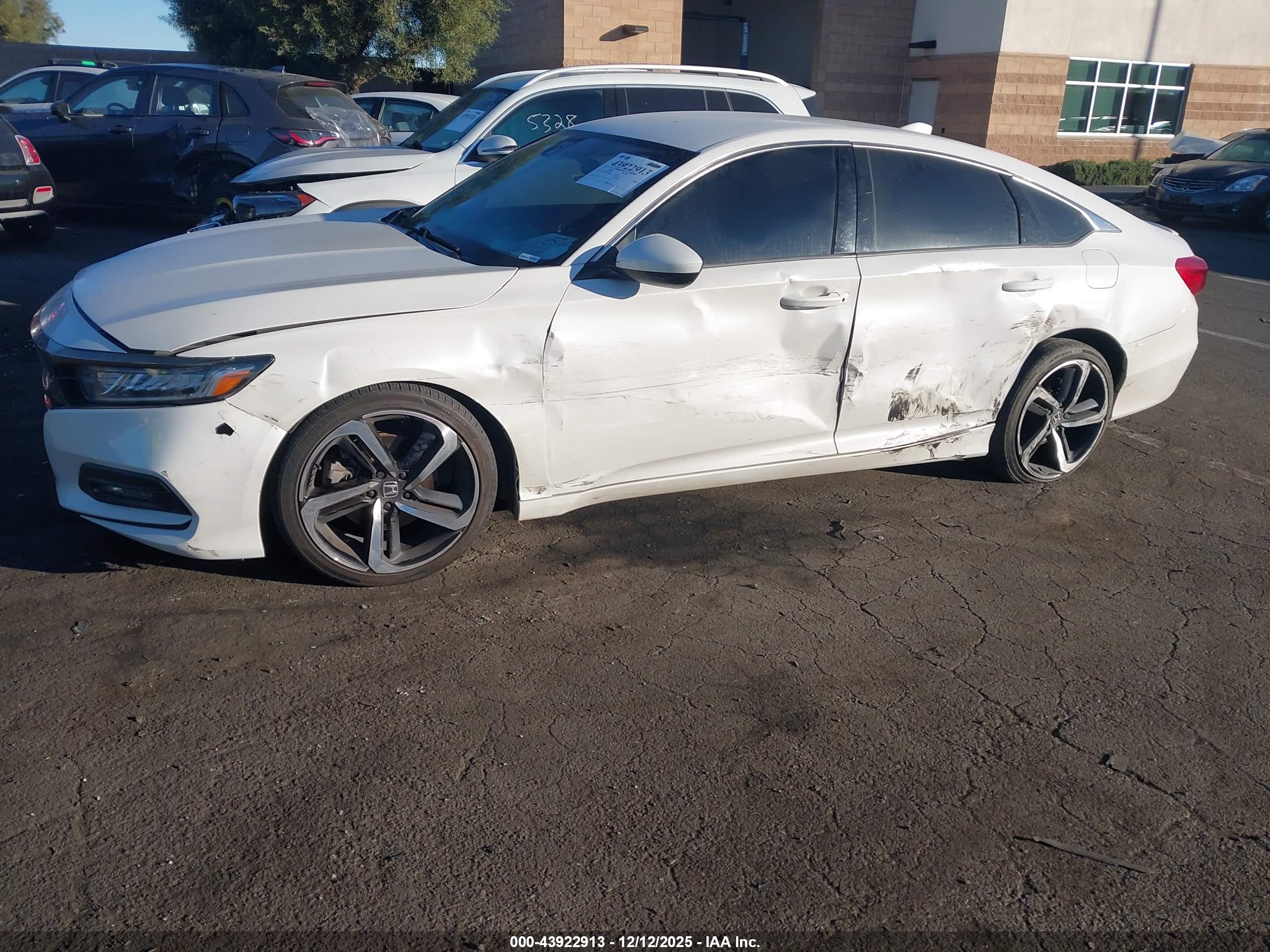 HONDA ACCORD image 6