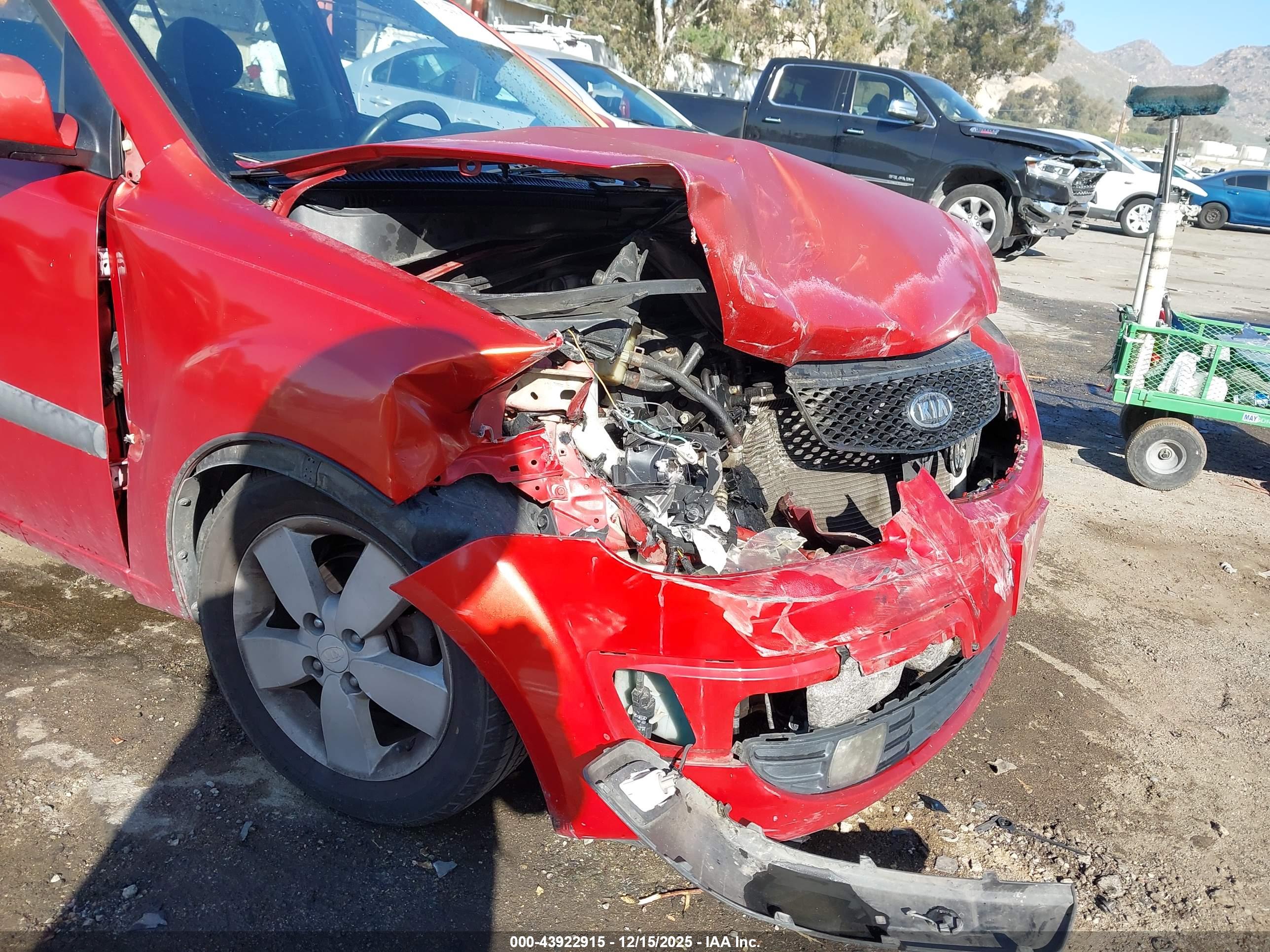 KIA RIO image 6