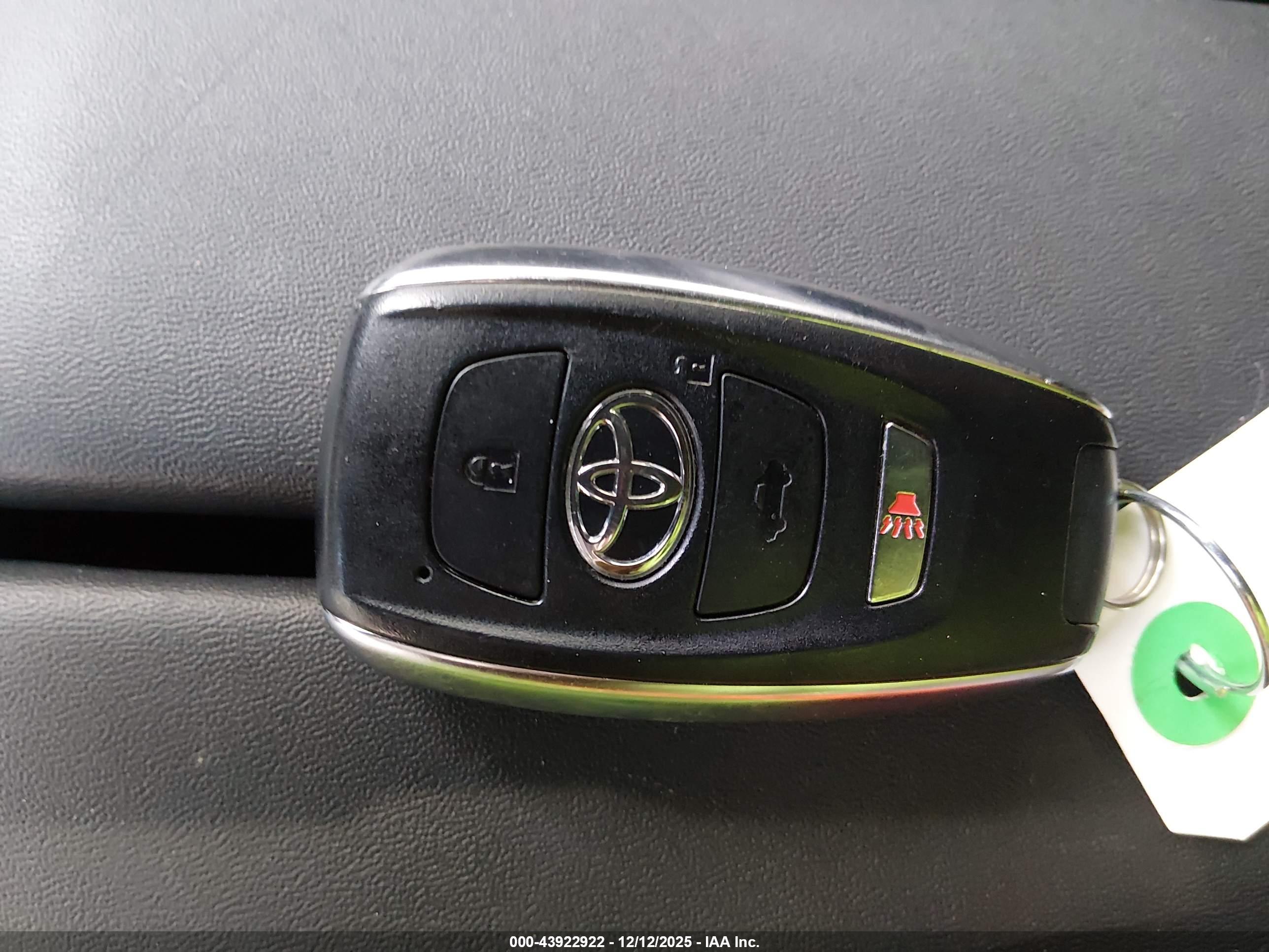 TOYOTA GR86 image 11