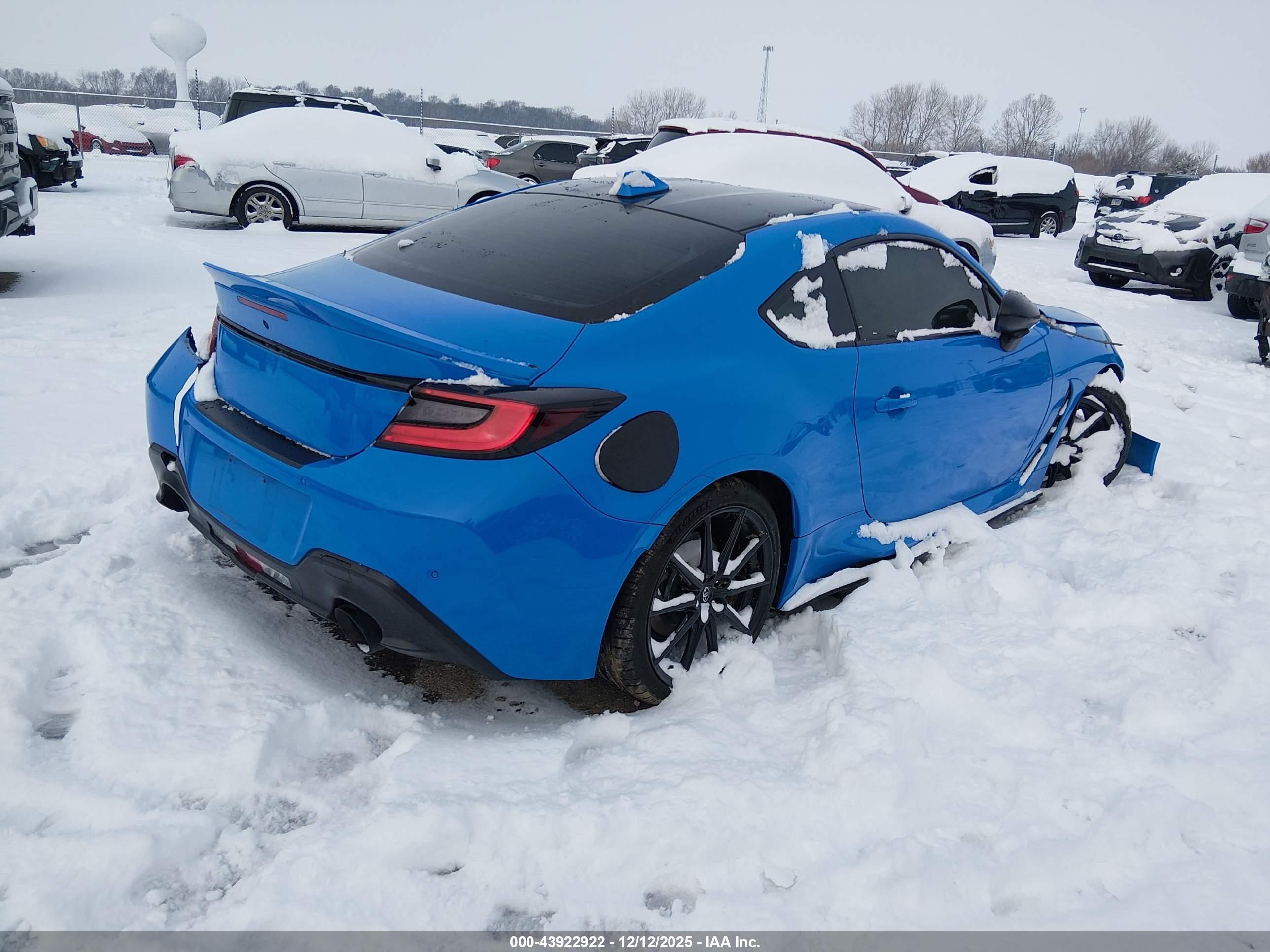 TOYOTA GR86 image 4