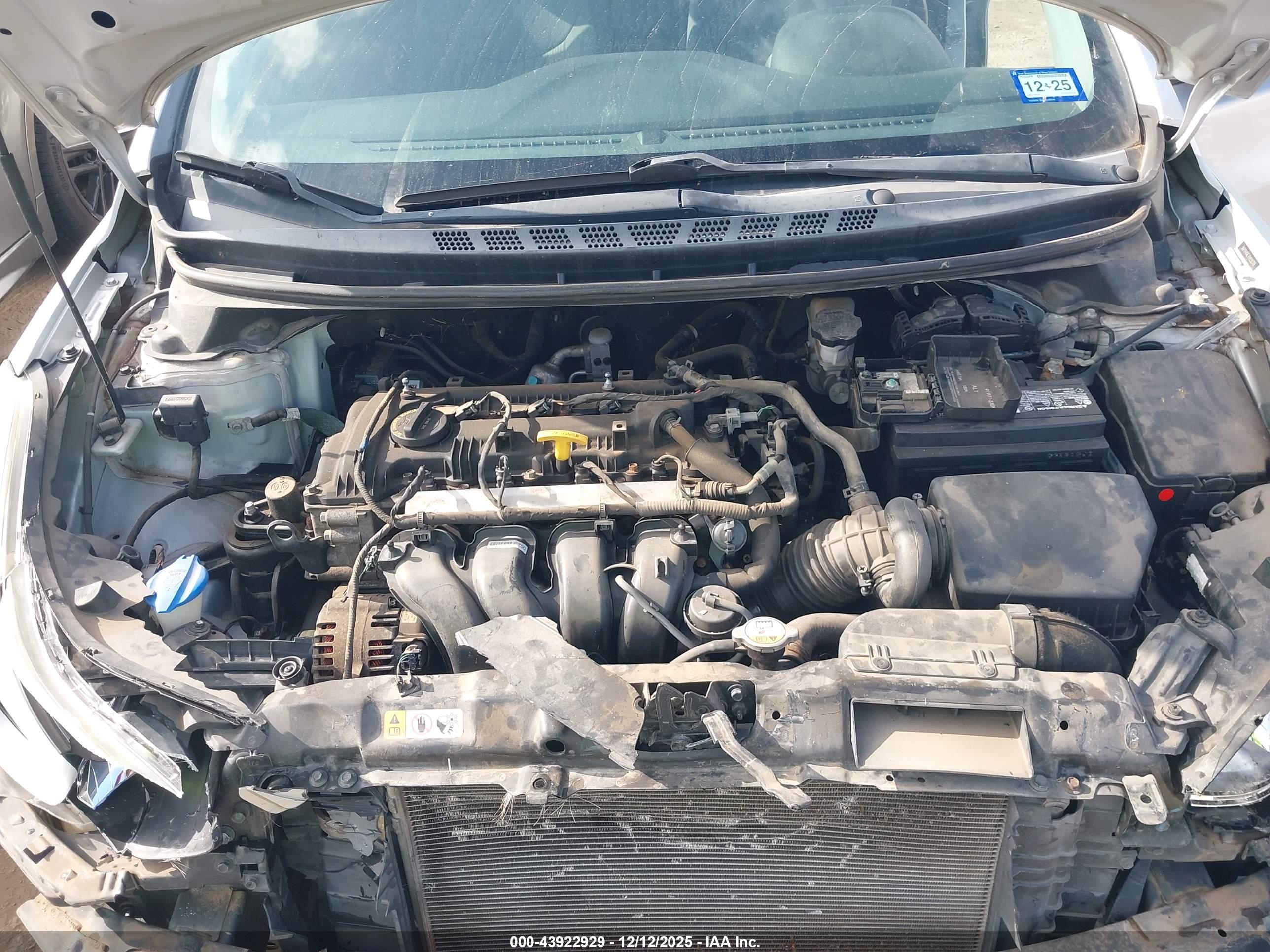 HYUNDAI ELANTRA image 10