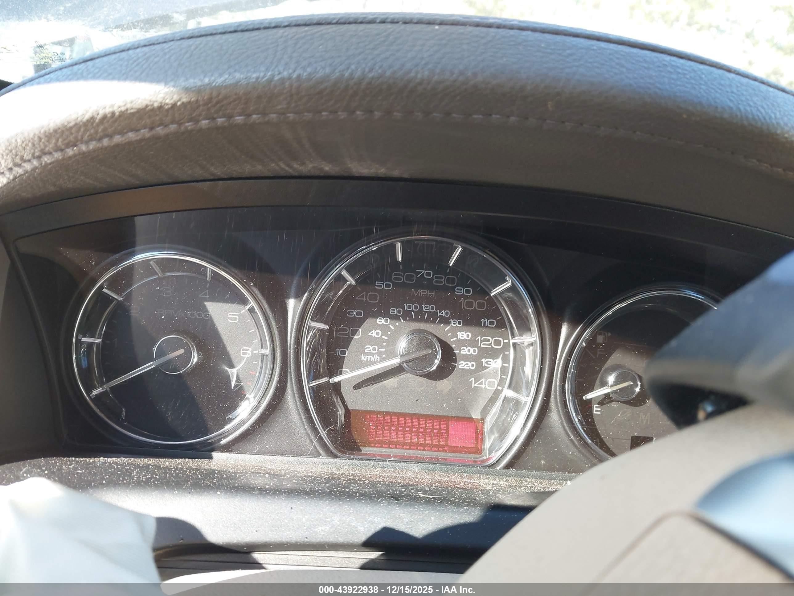 LINCOLN MKS image 7