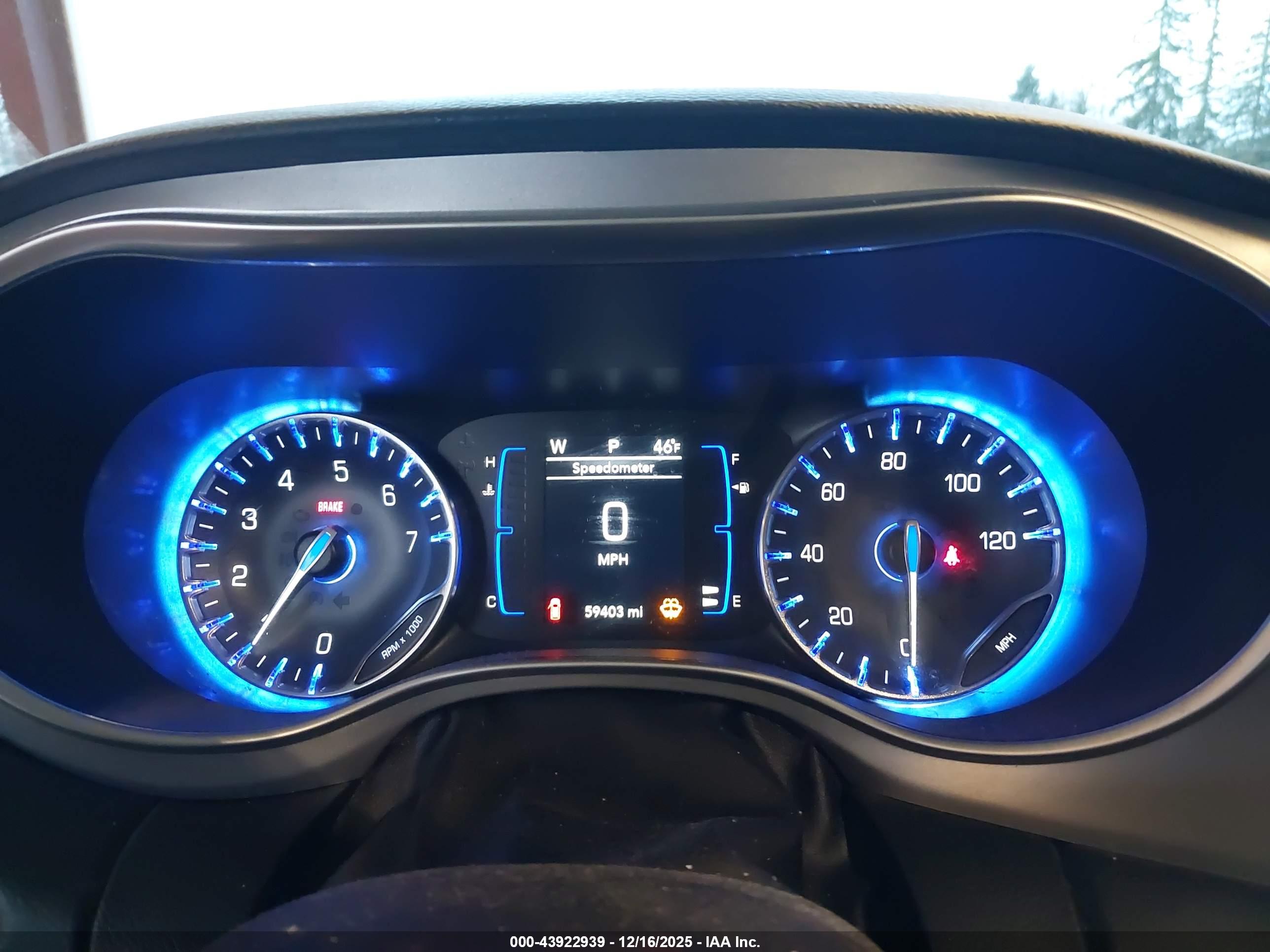 CHRYSLER PACIFICA image 7