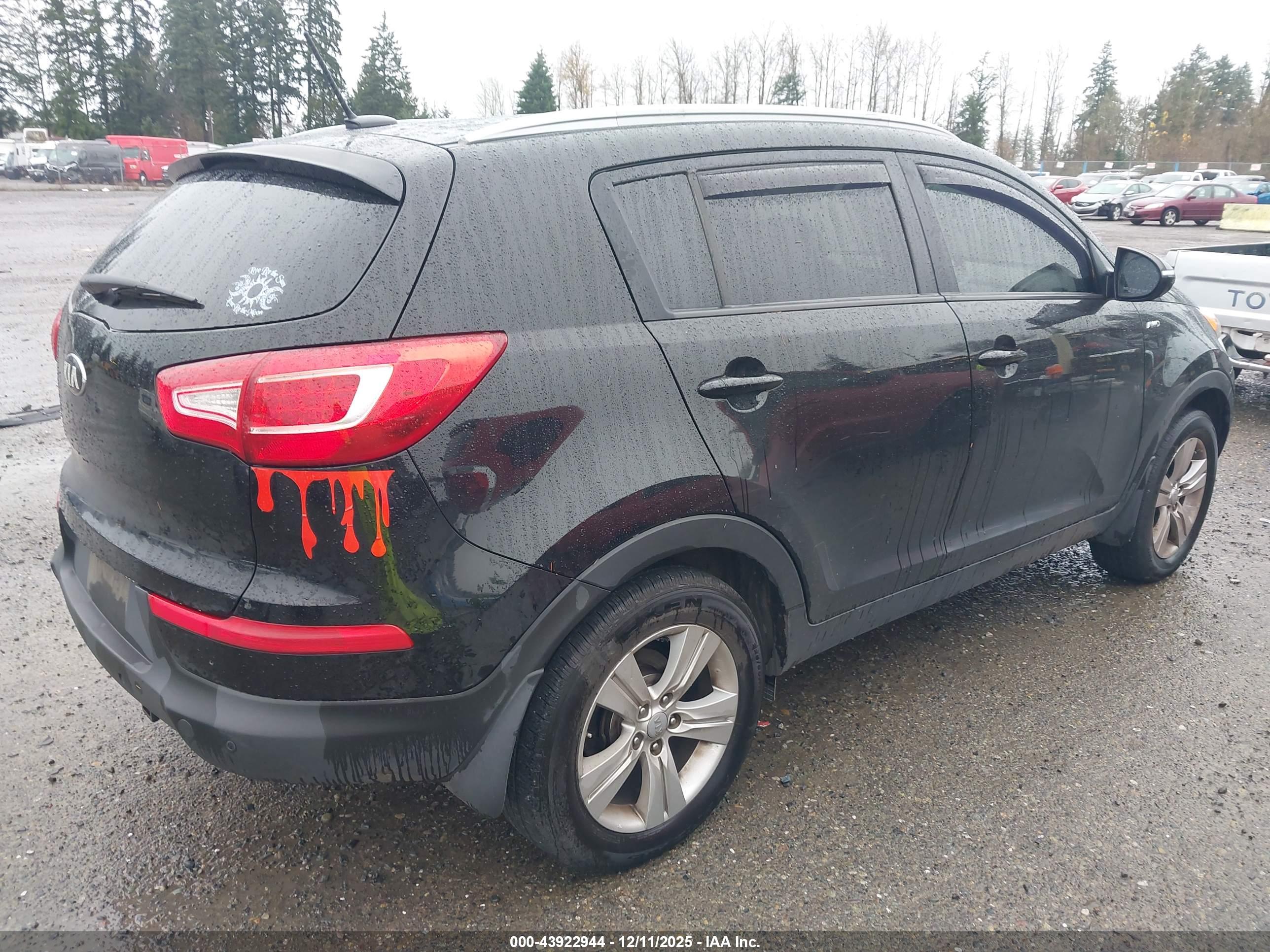 KIA SPORTAGE image 4