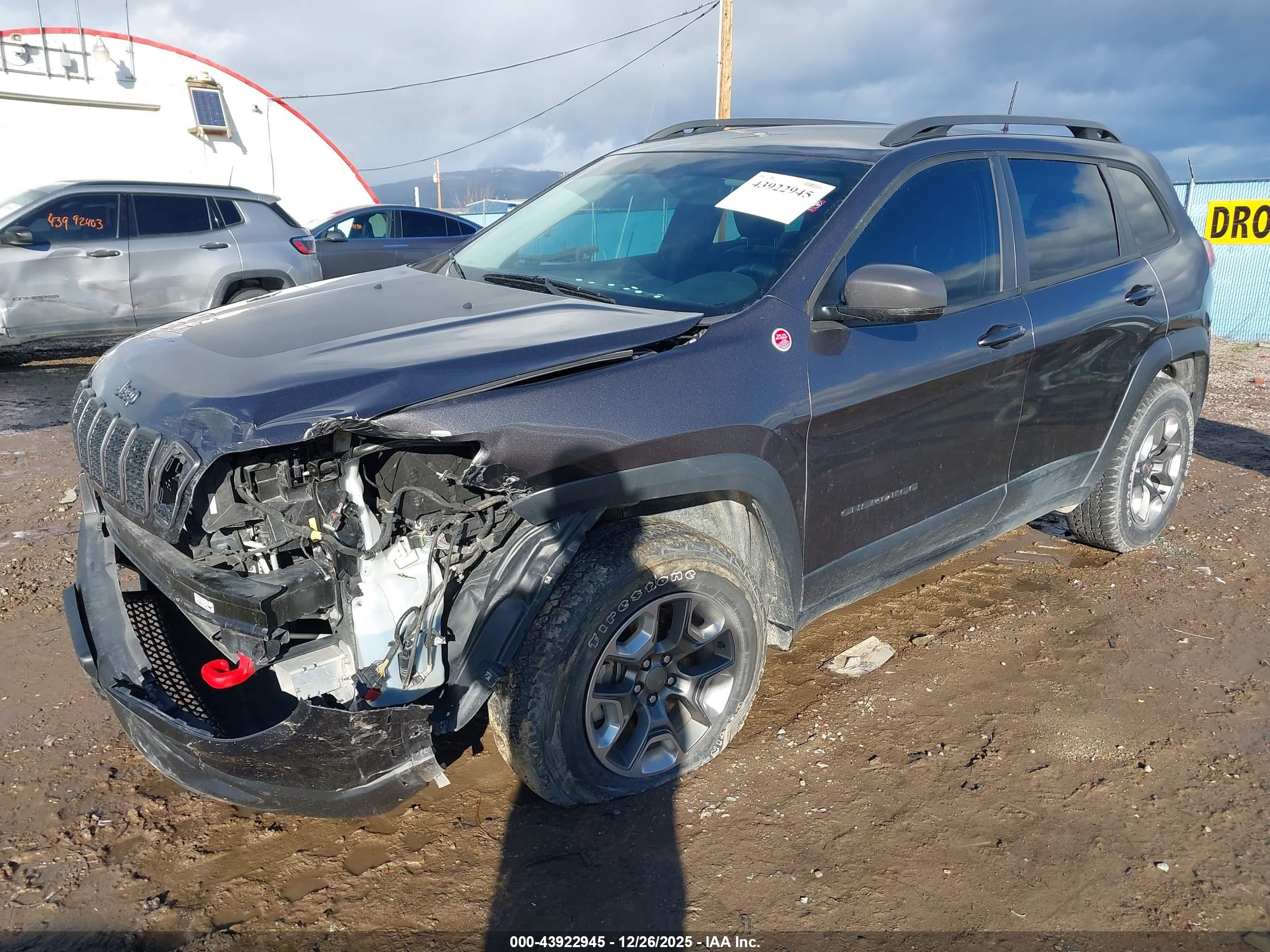 JEEP CHEROKEE image 2