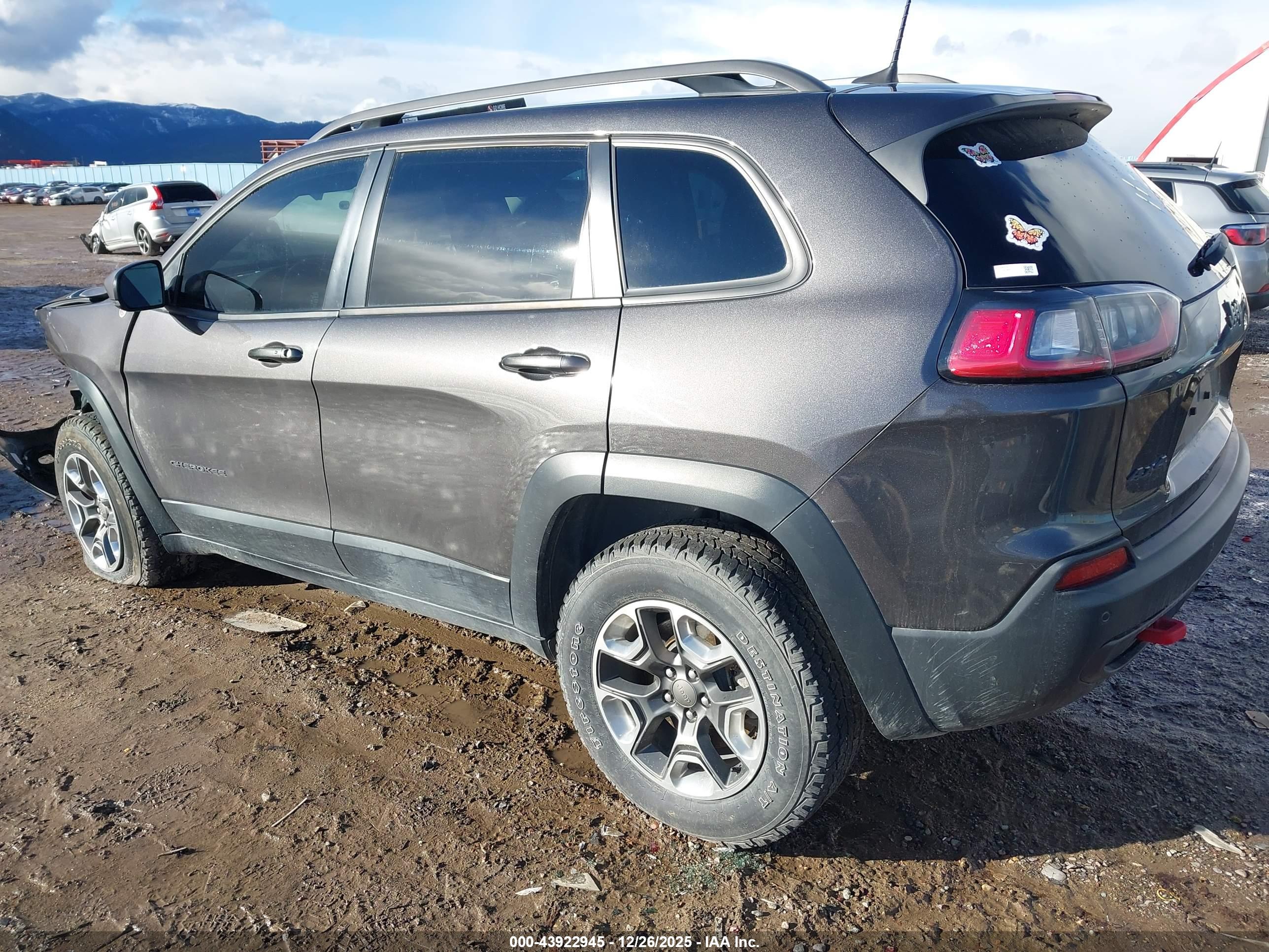 JEEP CHEROKEE image 3