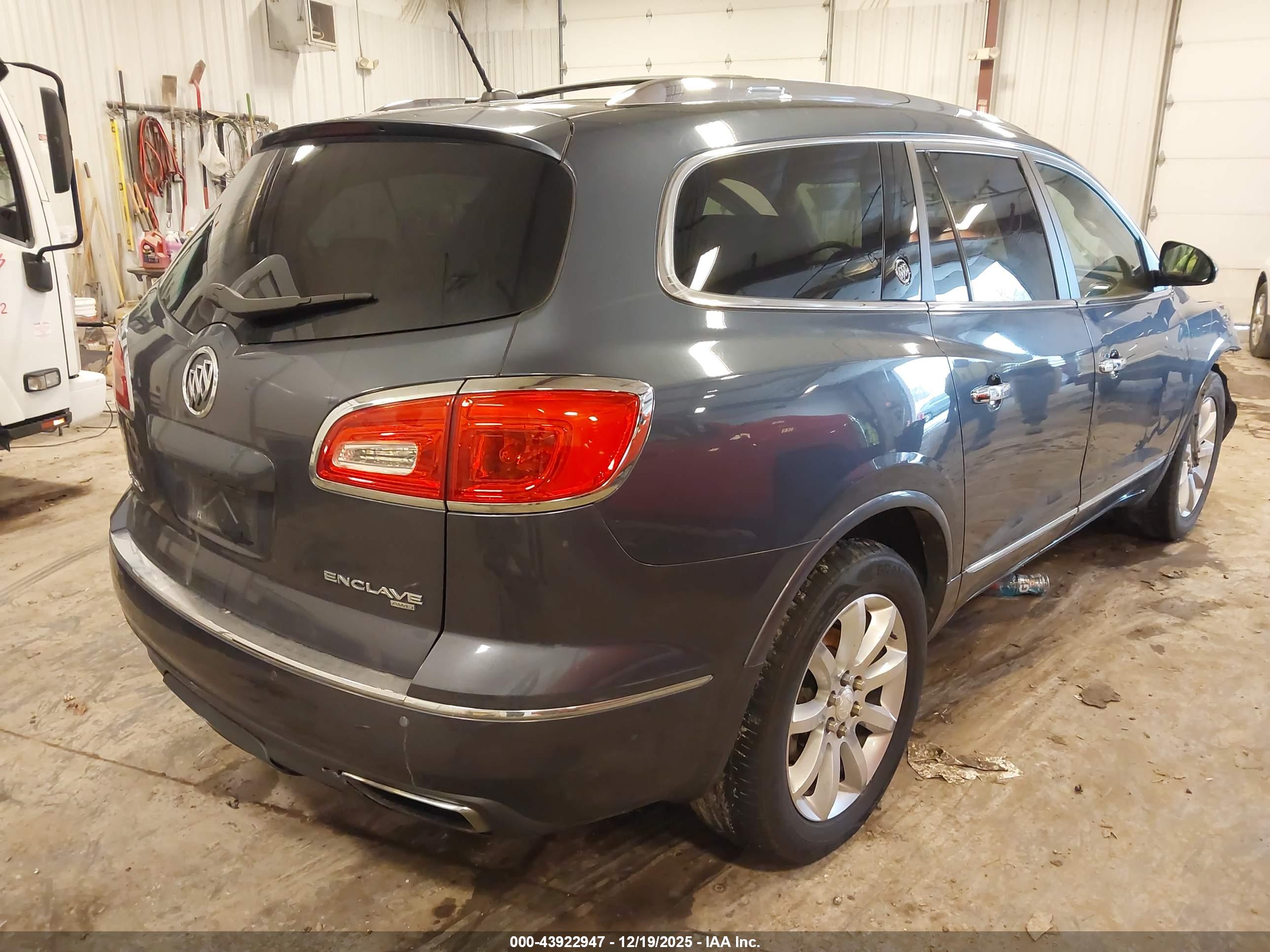 BUICK ENCLAVE image 4