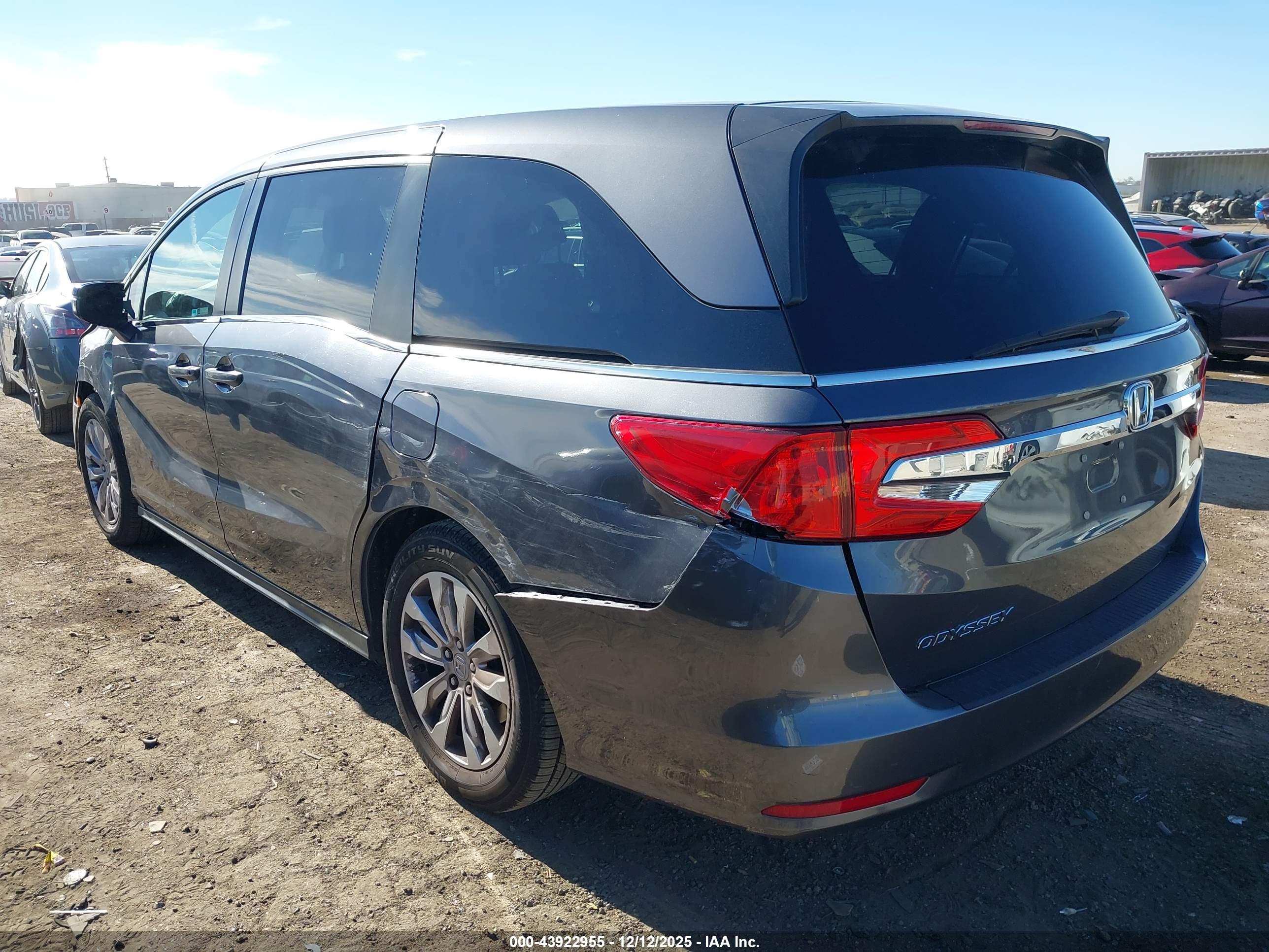 HONDA ODYSSEY image 3