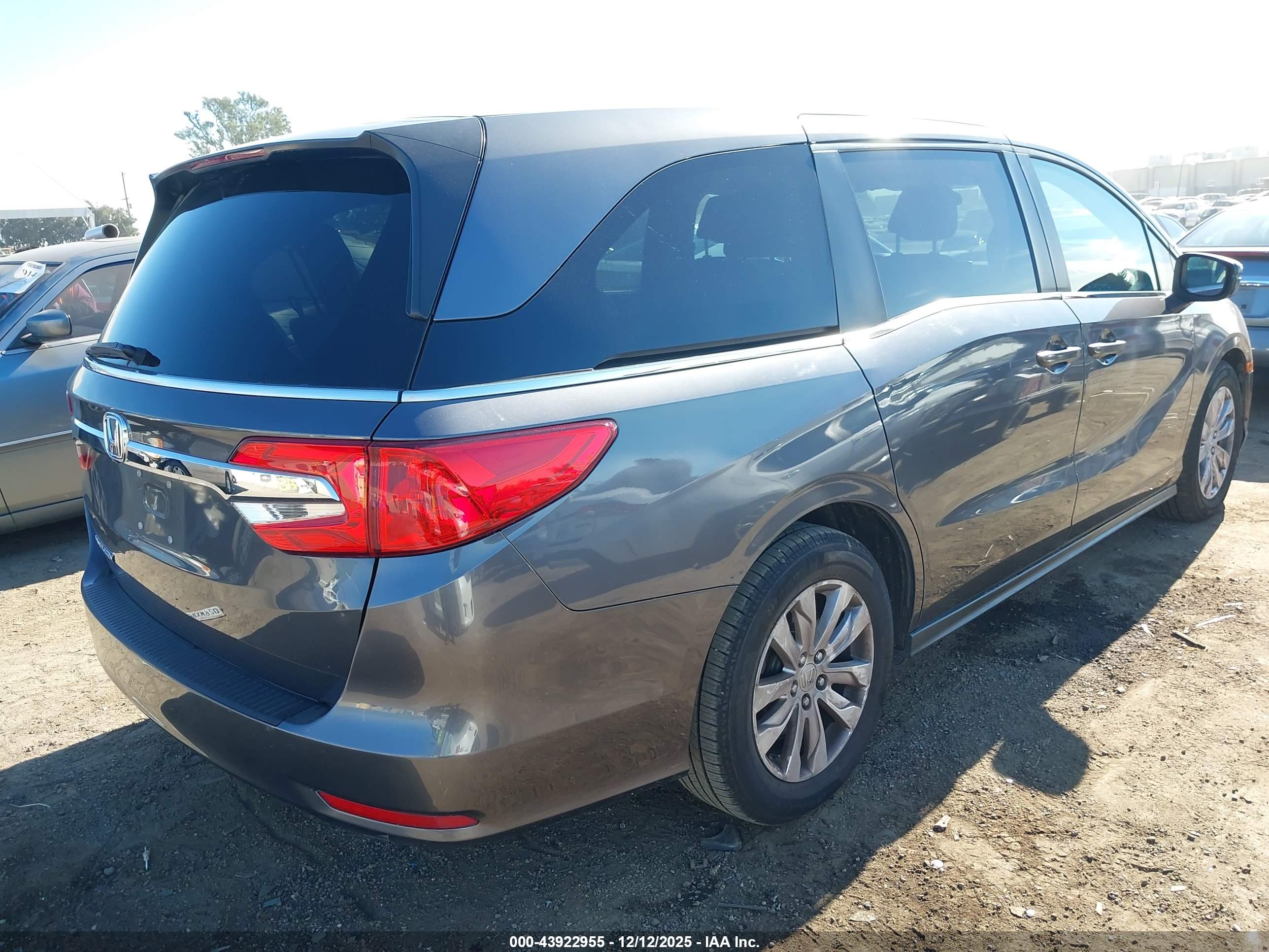 HONDA ODYSSEY image 4