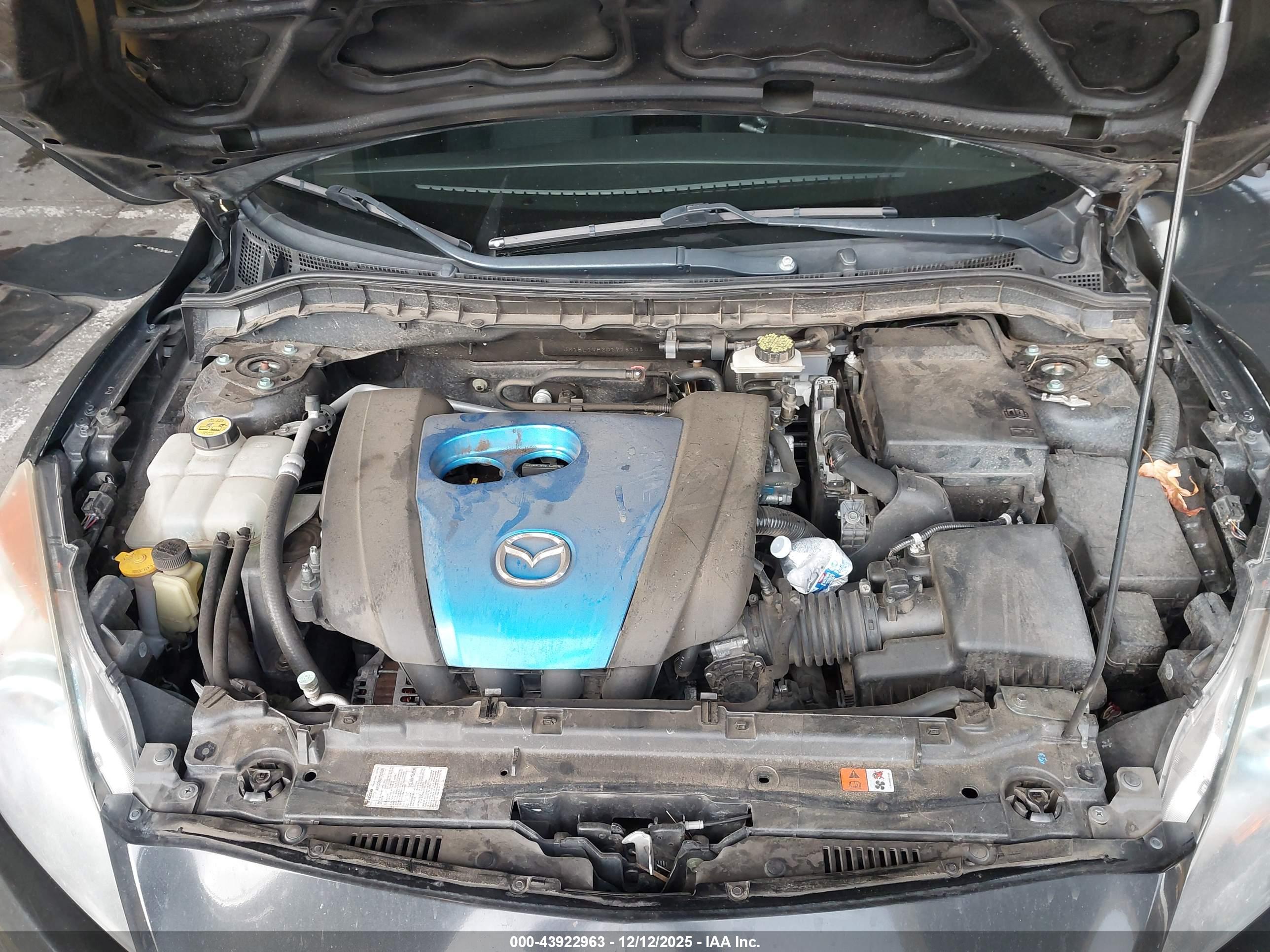 MAZDA MAZDA3 image 10