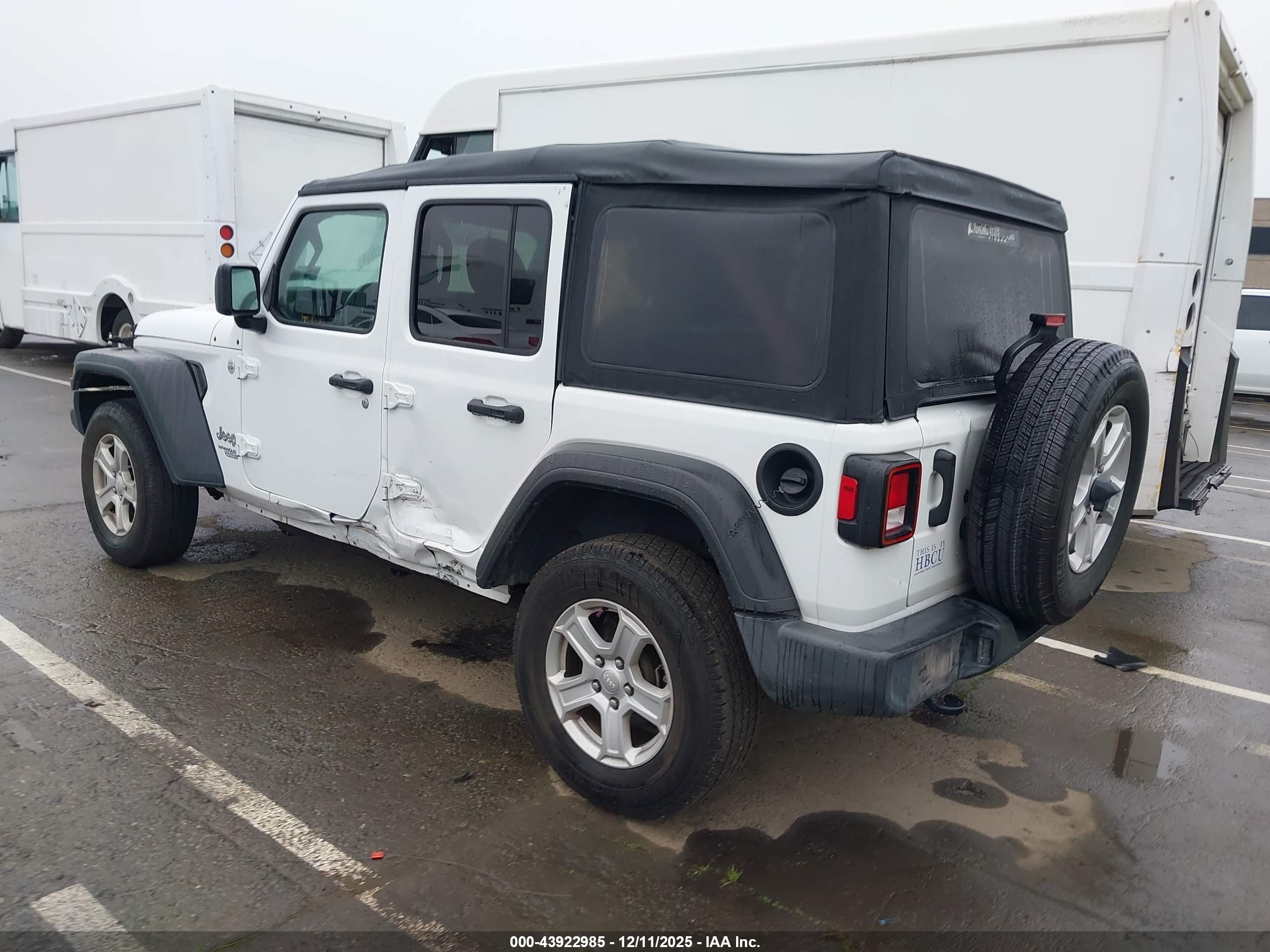 JEEP WRANGLER image 3