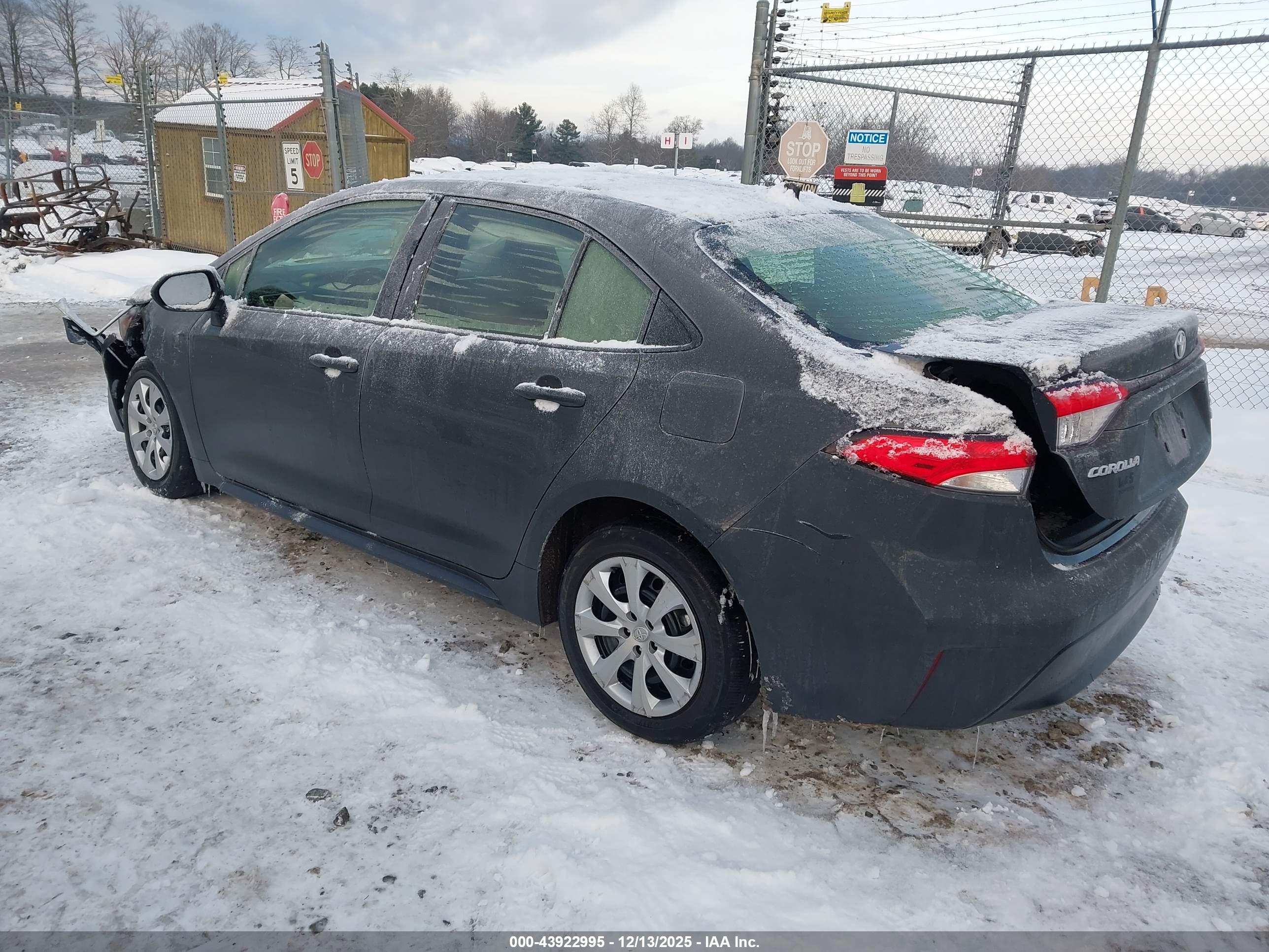 TOYOTA COROLLA image 3