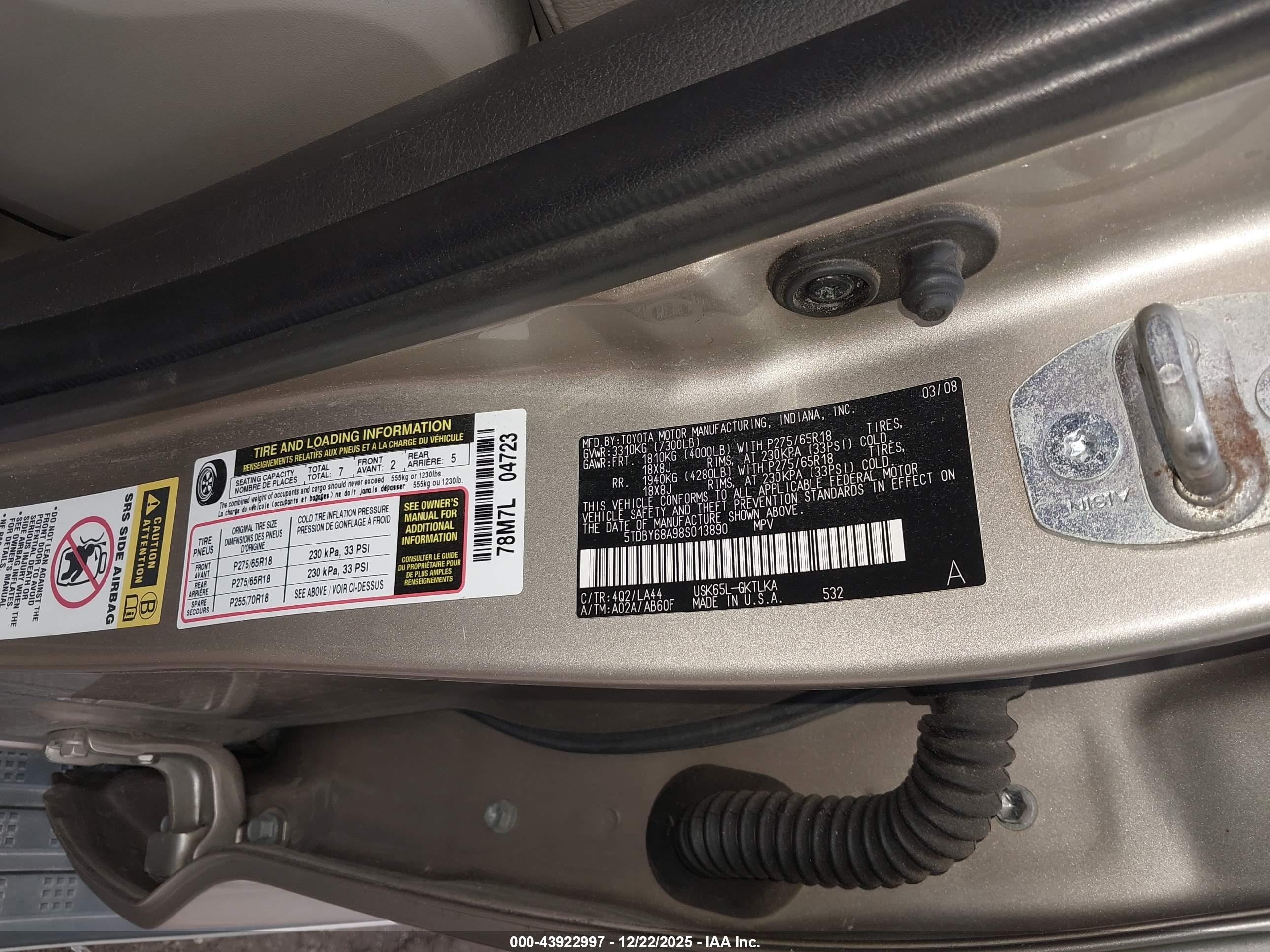 TOYOTA SEQUOIA image 9