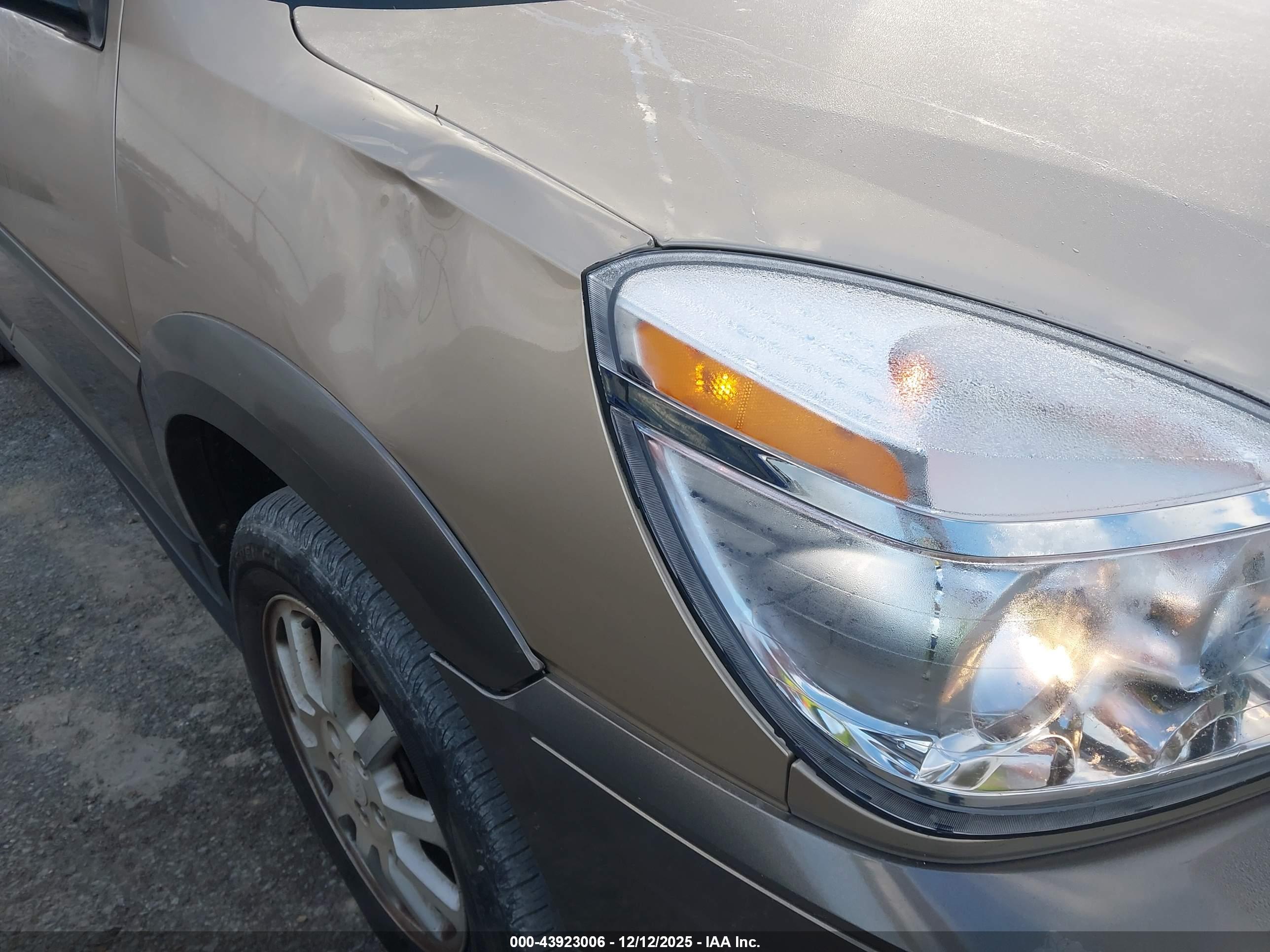 BUICK RENDEZVOUS image 6