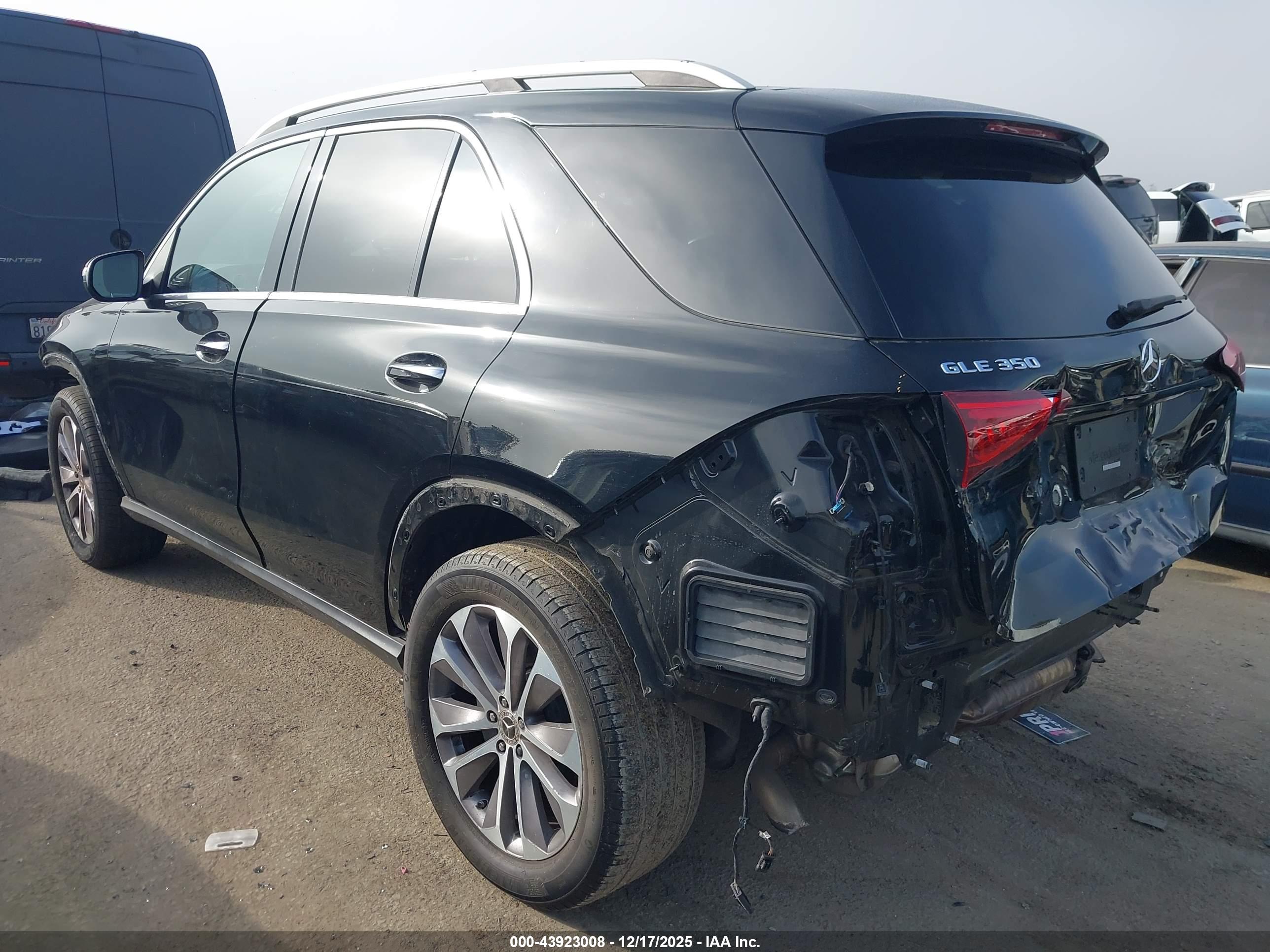 MERCEDES-BENZ GLE image 3
