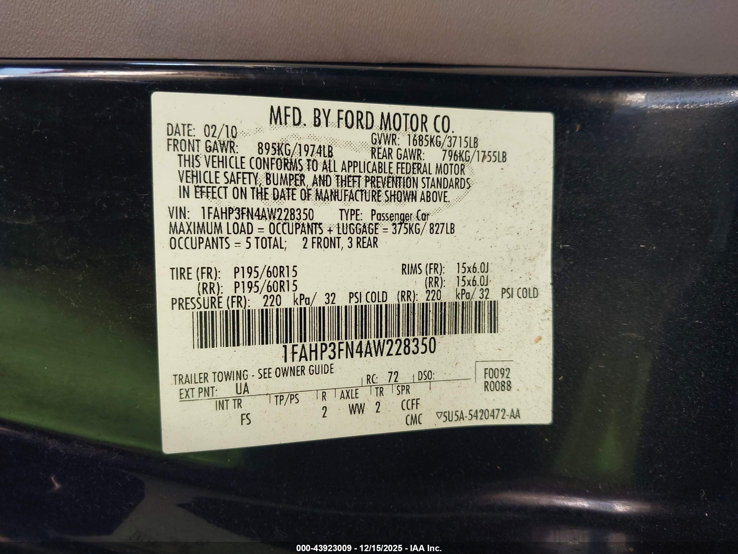 FORD FOCUS image 9