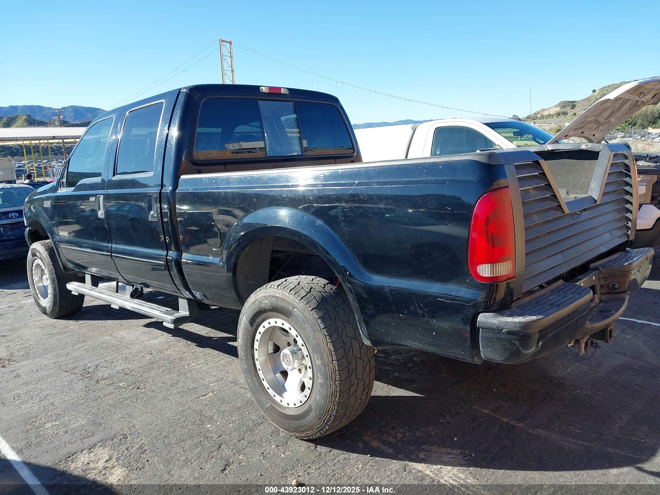 FORD F-250 image 3