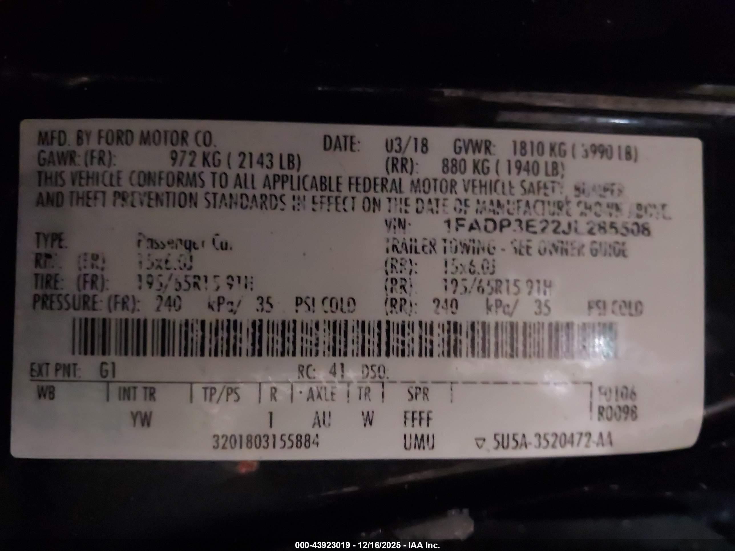 FORD FOCUS image 9