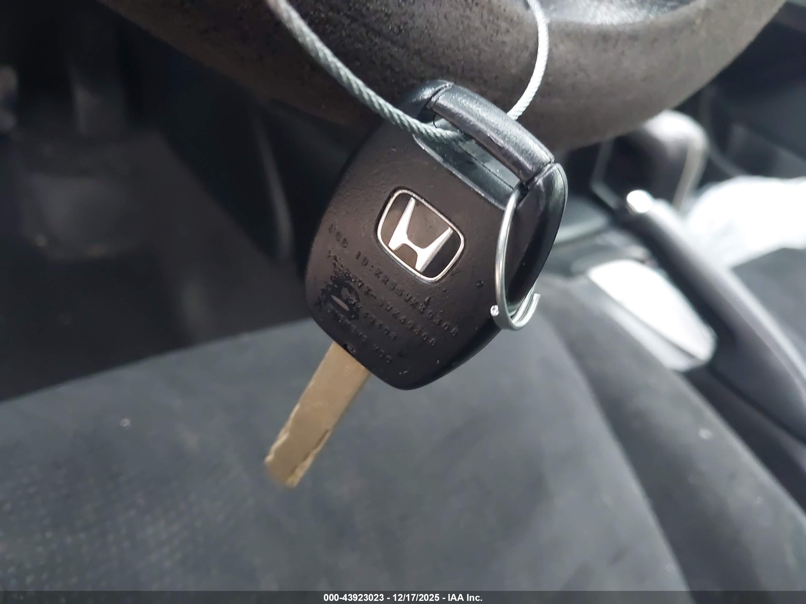 HONDA ACCORD image 11