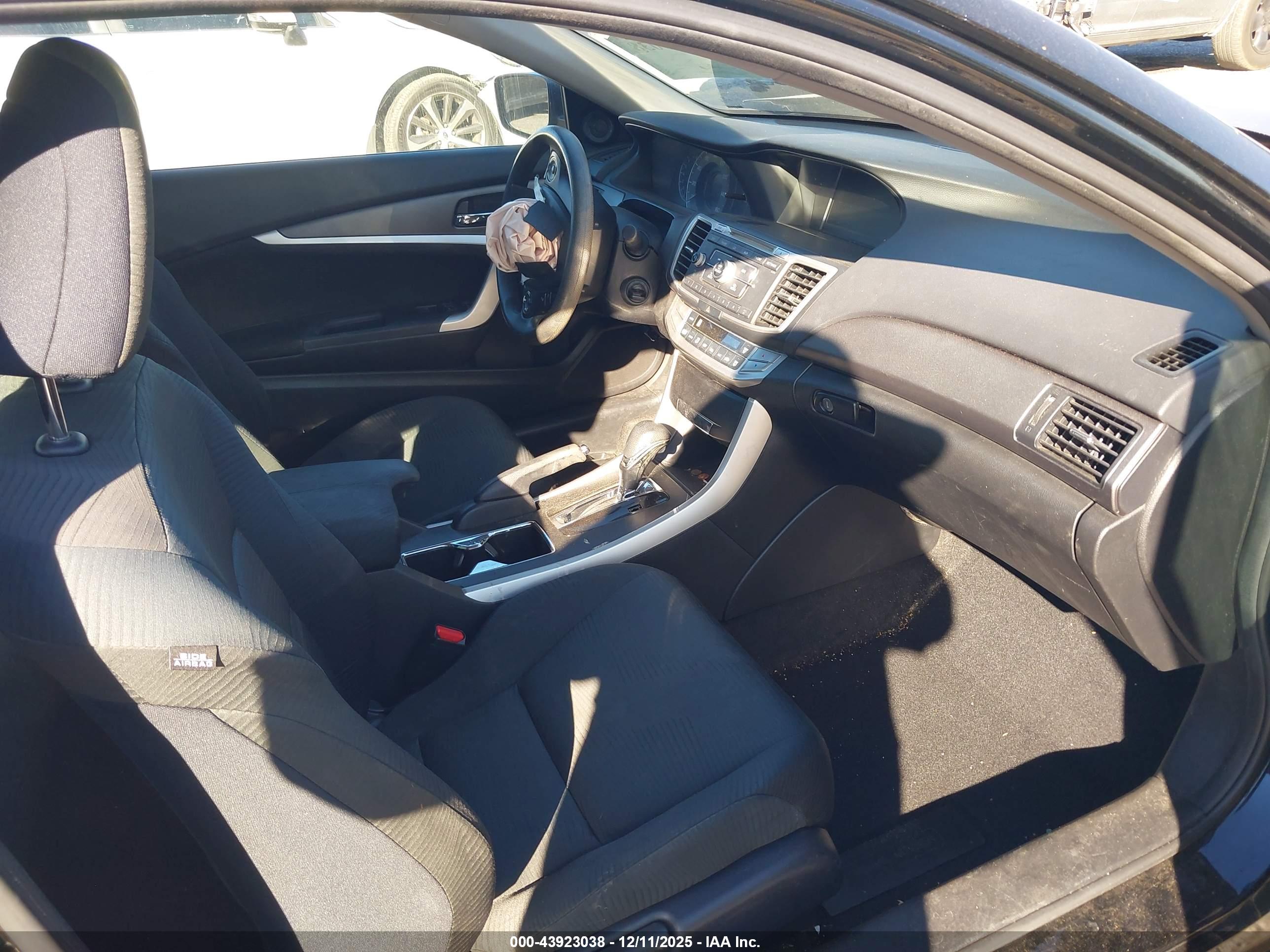 HONDA ACCORD image 5