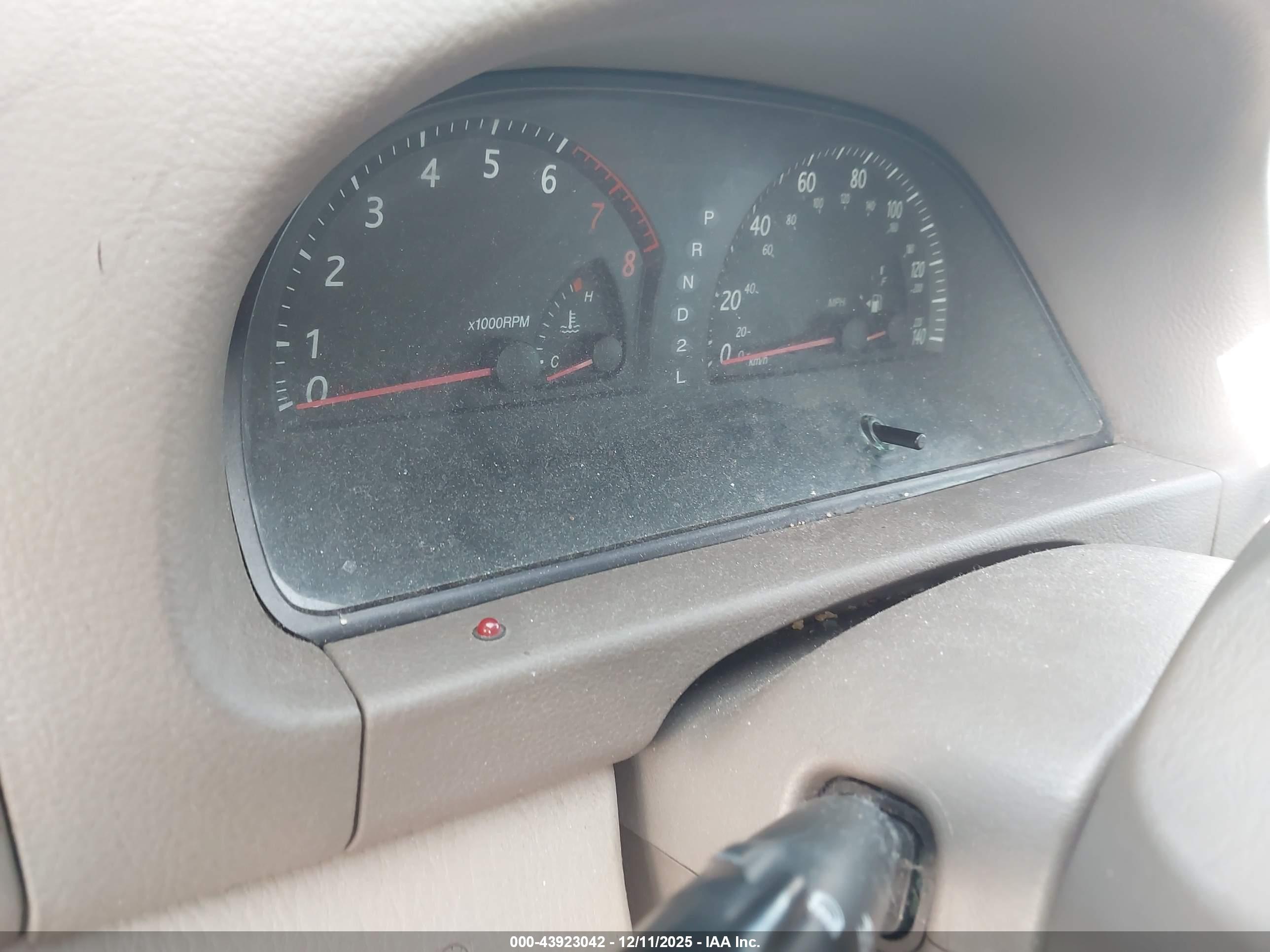 TOYOTA CAMRY image 7