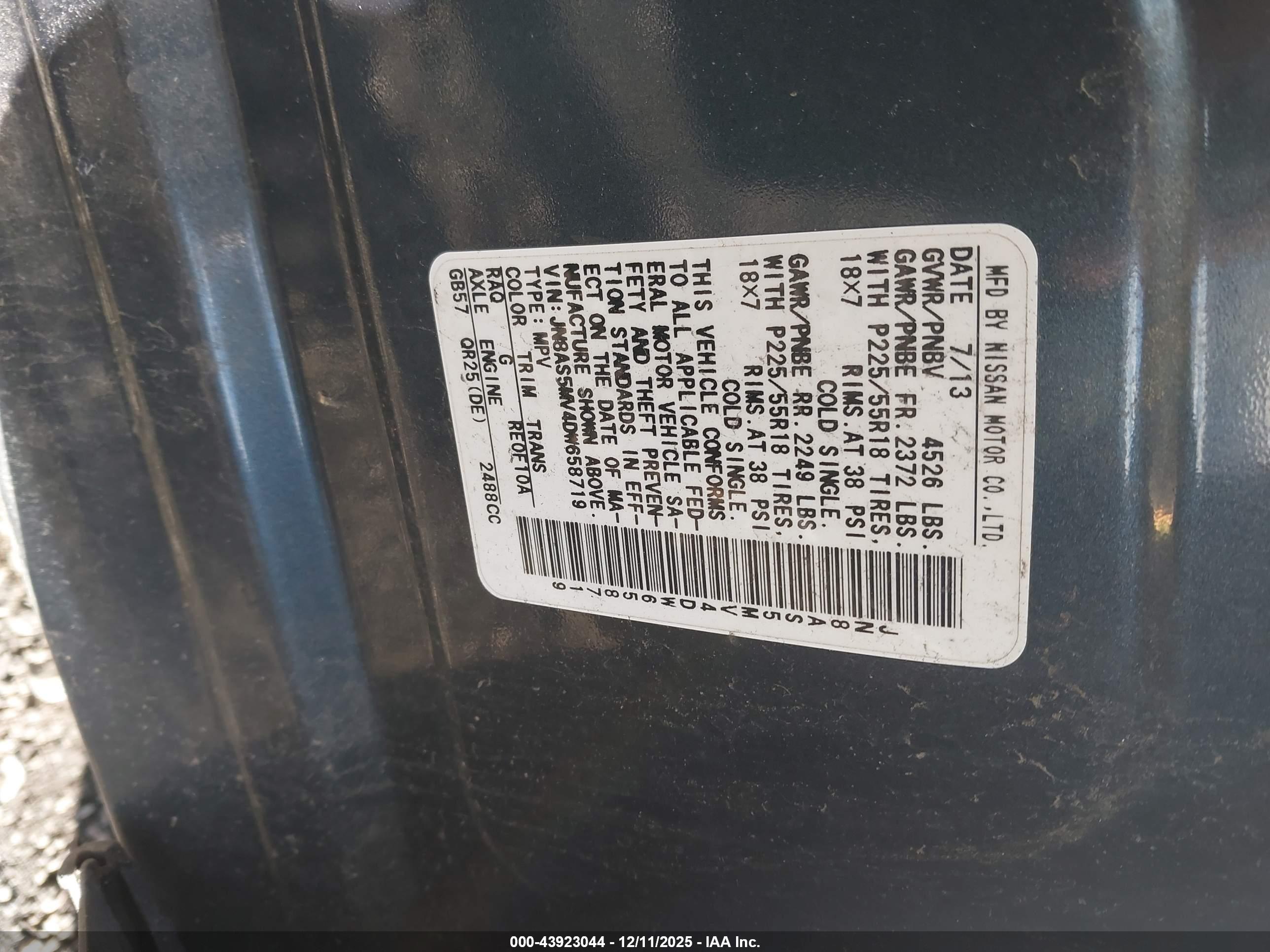 NISSAN ROGUE image 9