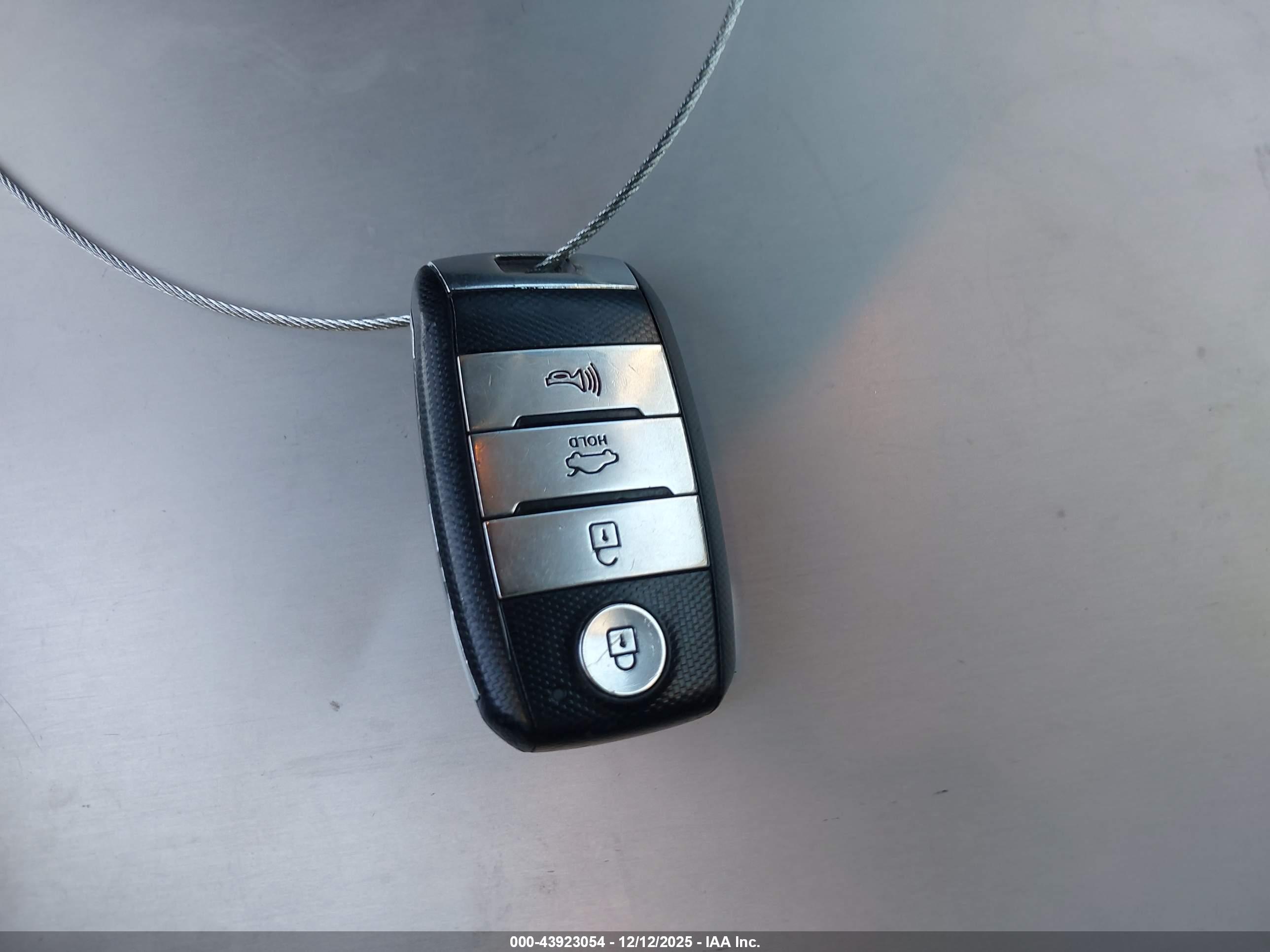 KIA OPTIMA image 11