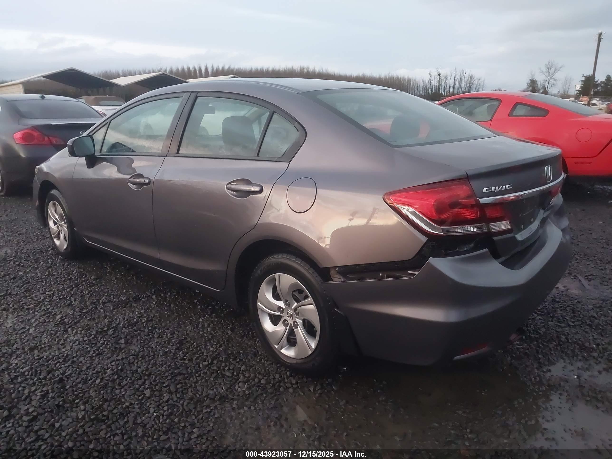 HONDA CIVIC image 3