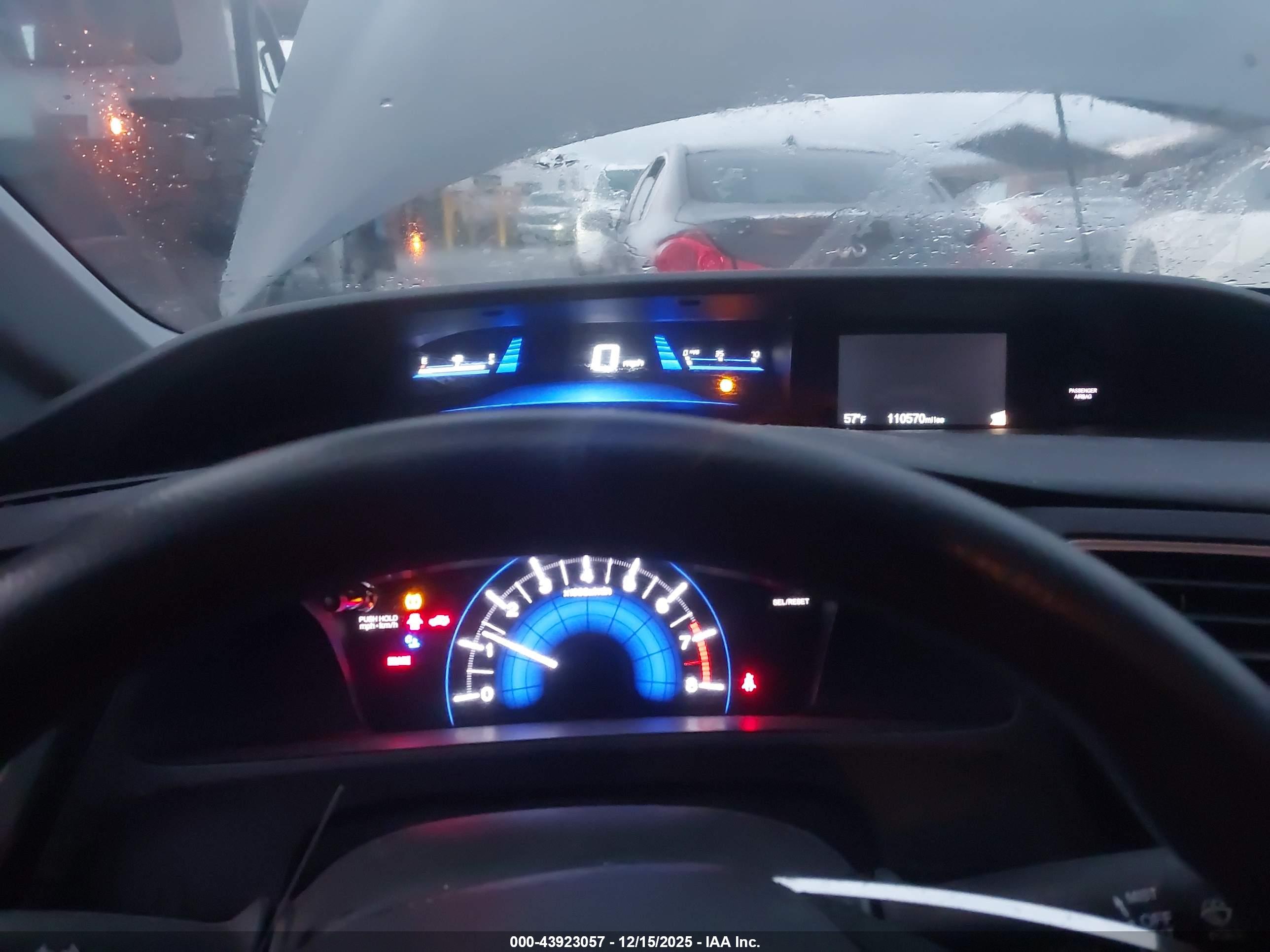 HONDA CIVIC image 7