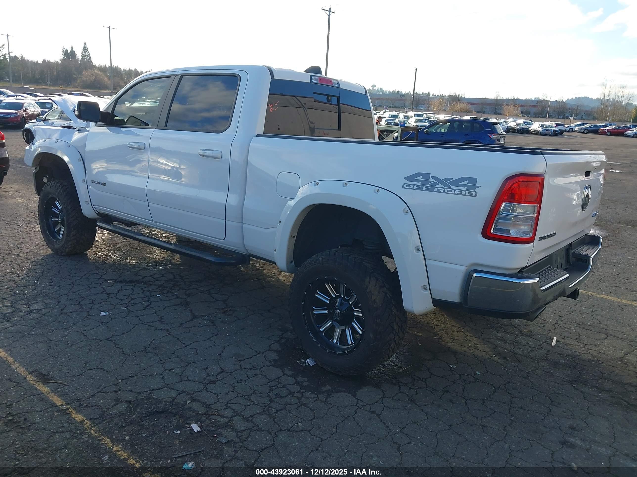 RAM 1500 image 3