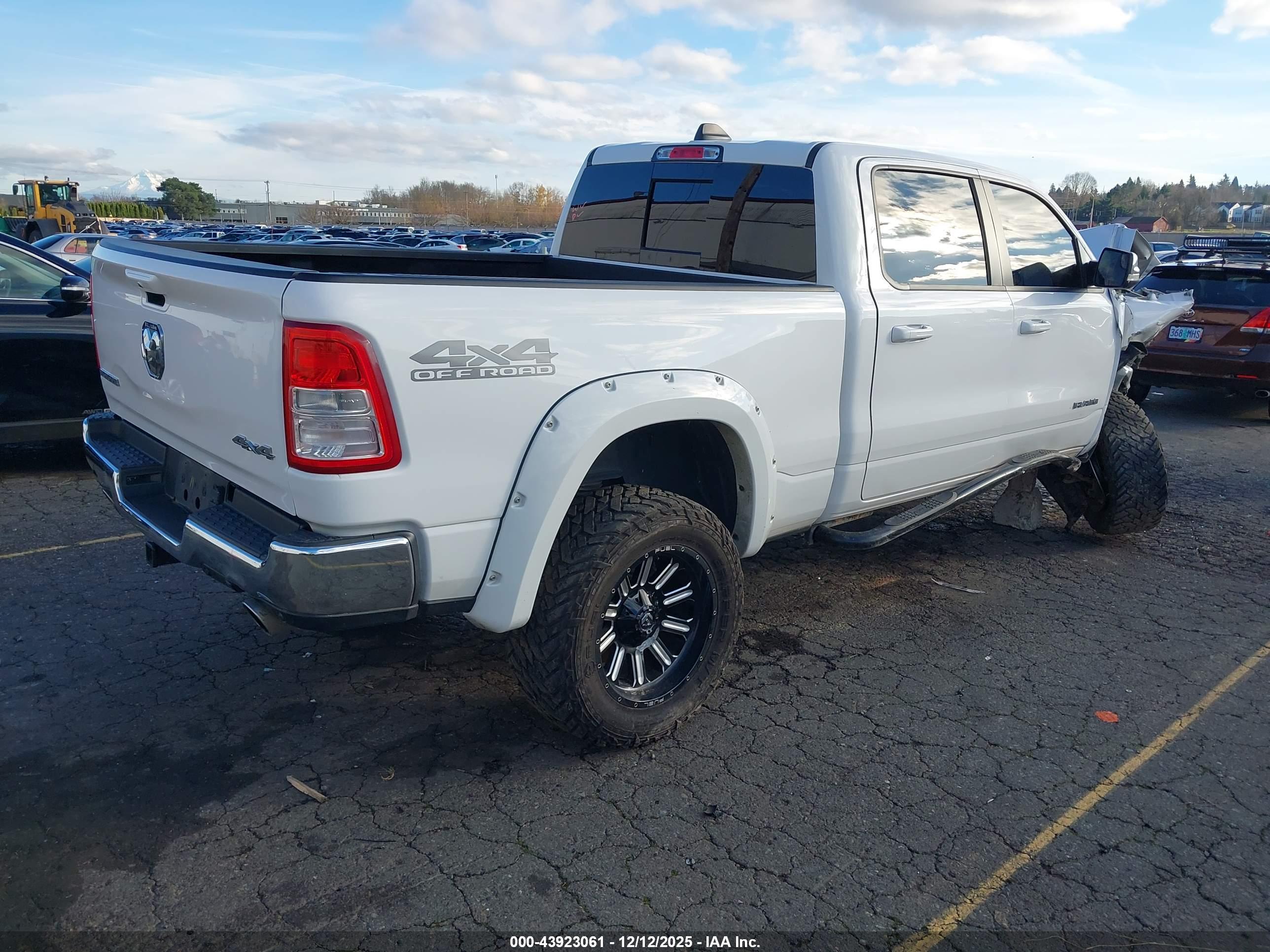 RAM 1500 image 4
