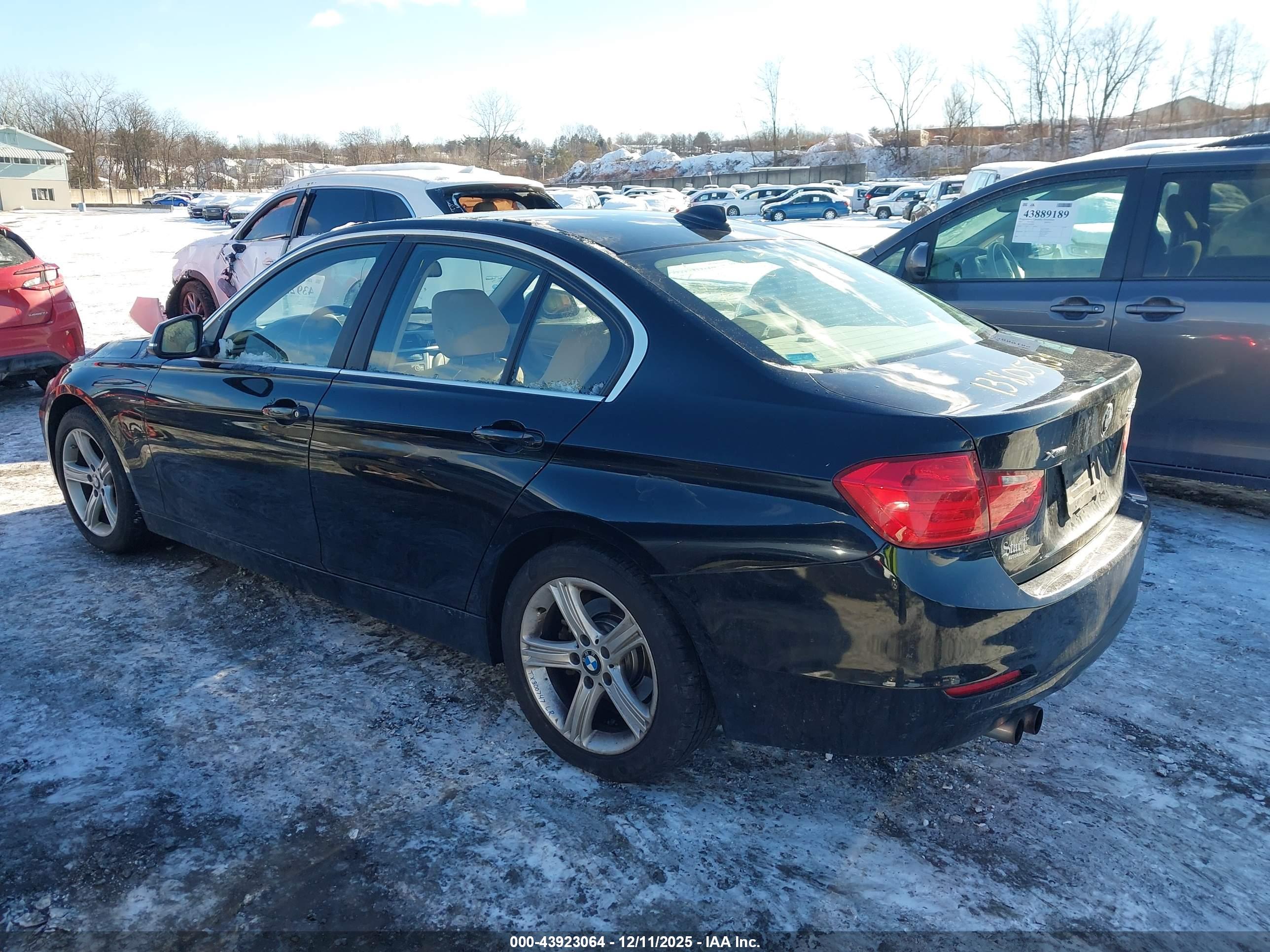 BMW 328I image 3