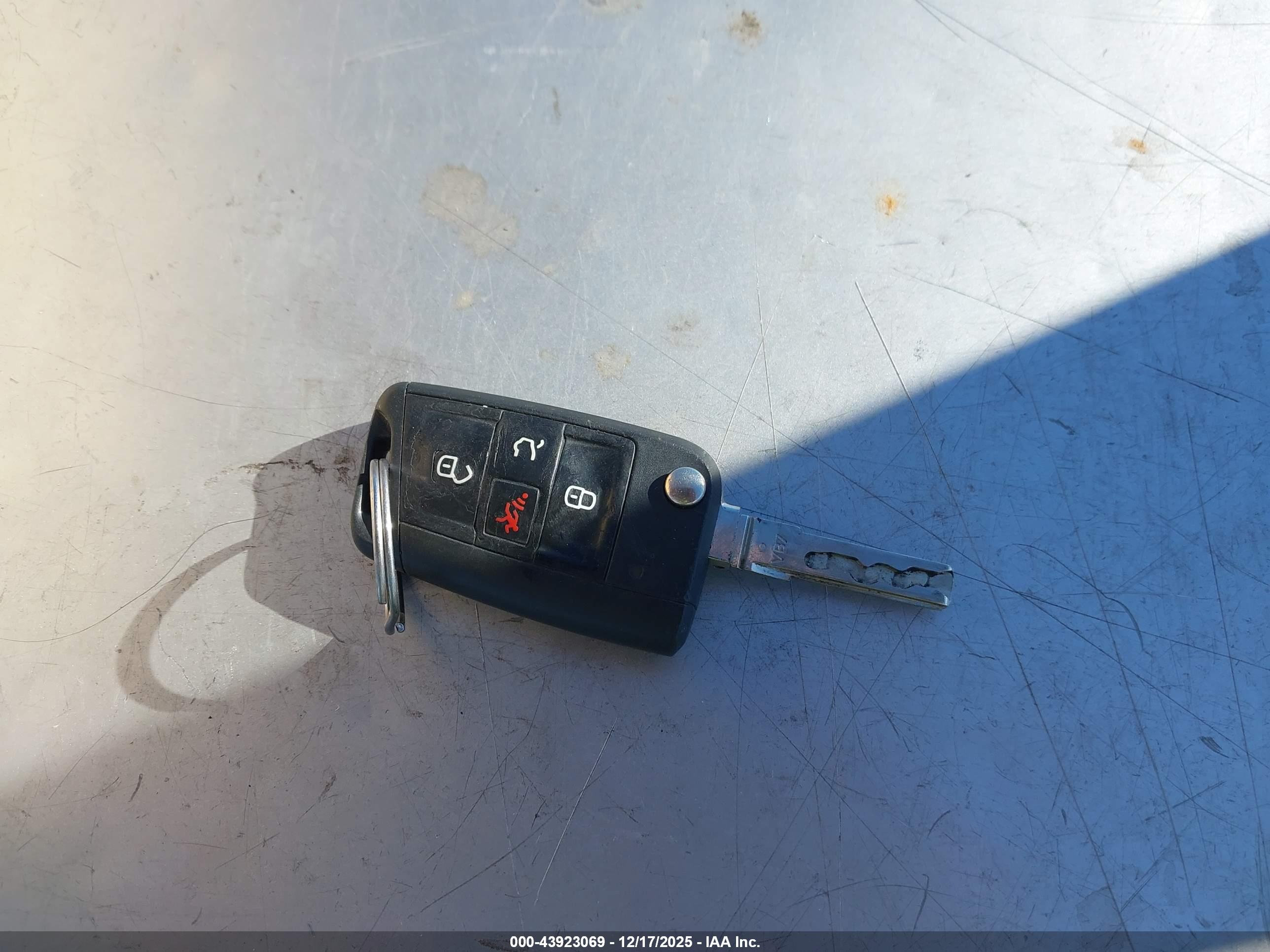 VOLKSWAGEN GOLF image 11