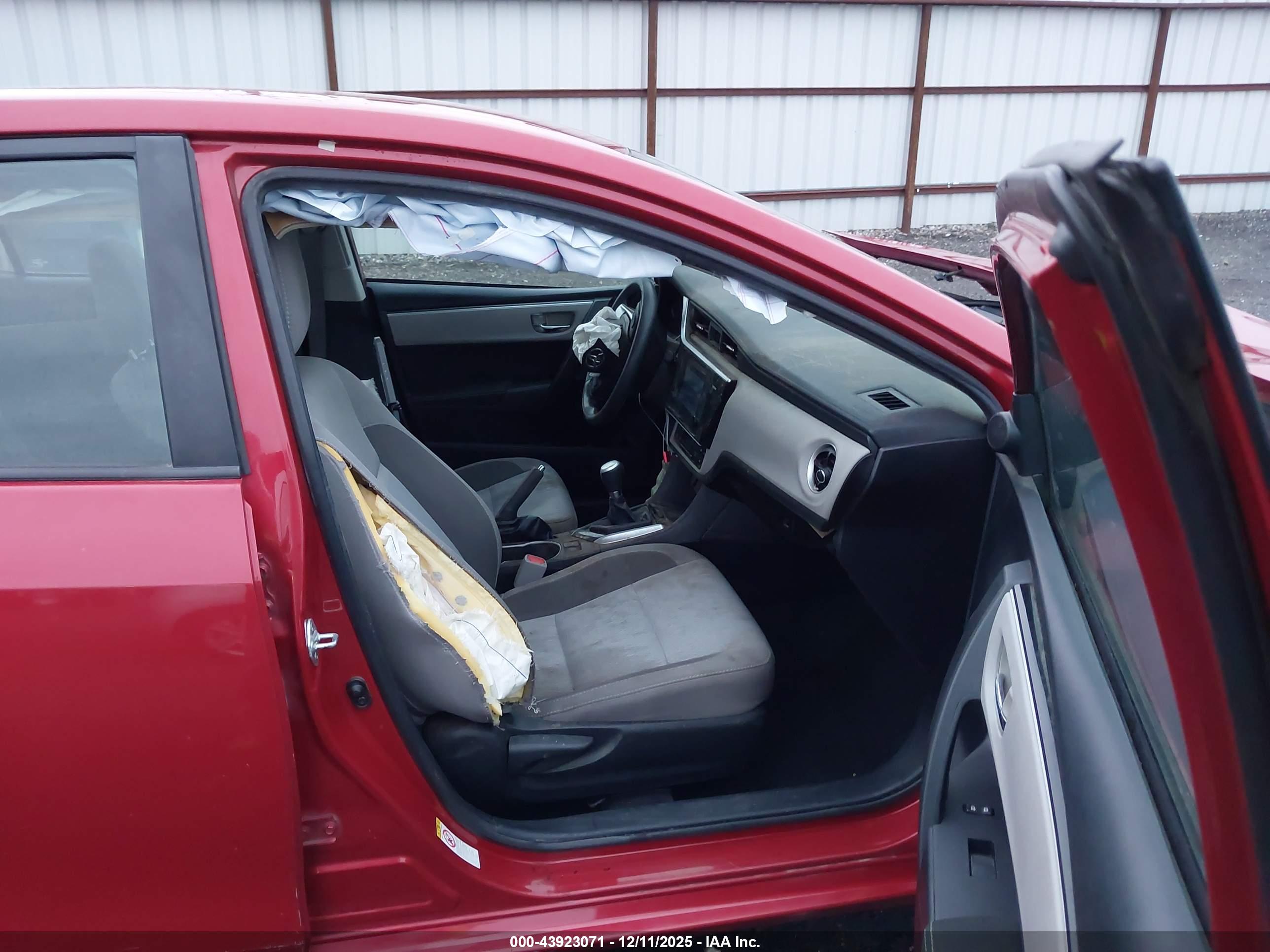 TOYOTA COROLLA image 5