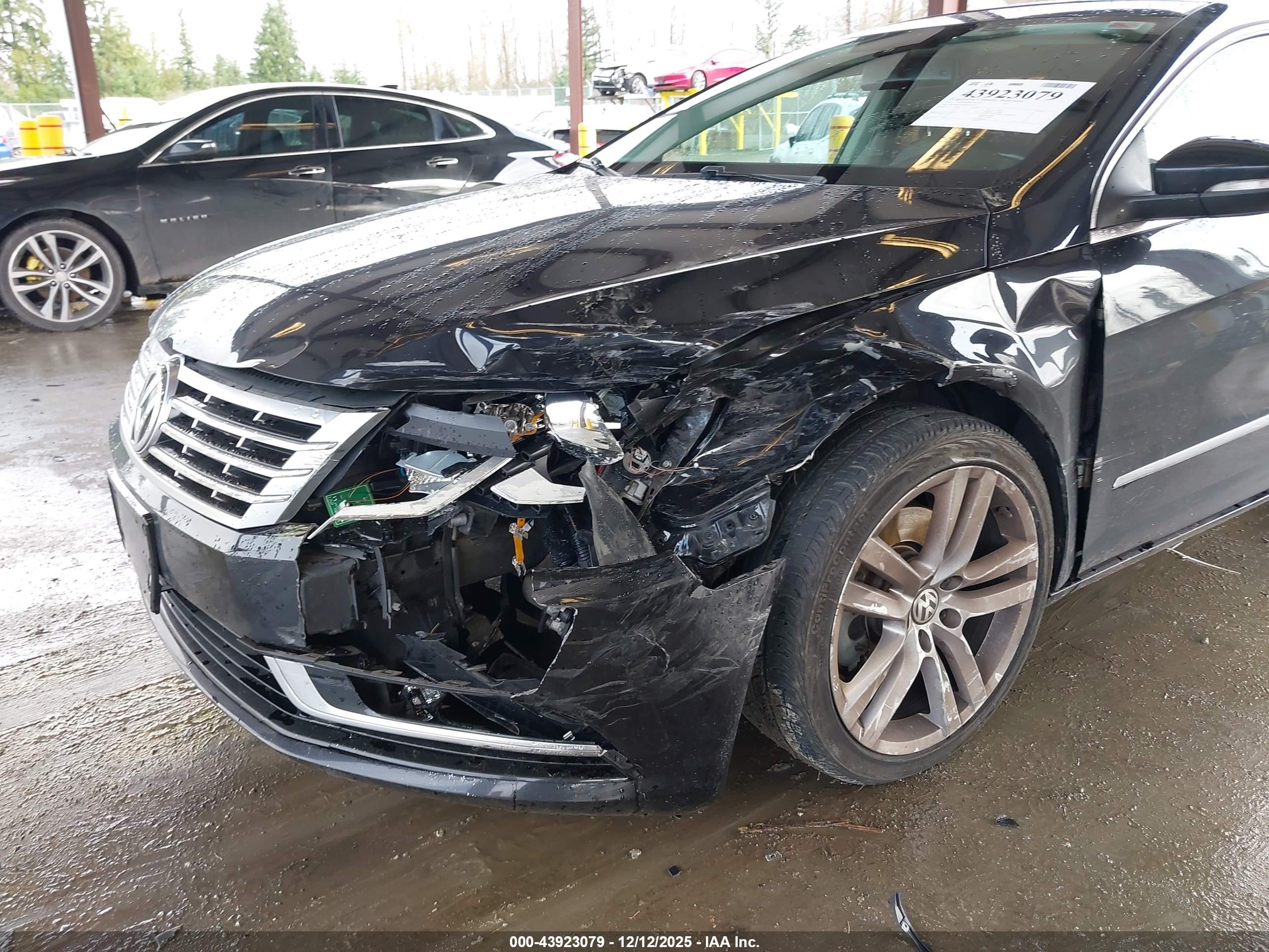 VOLKSWAGEN CC image 6