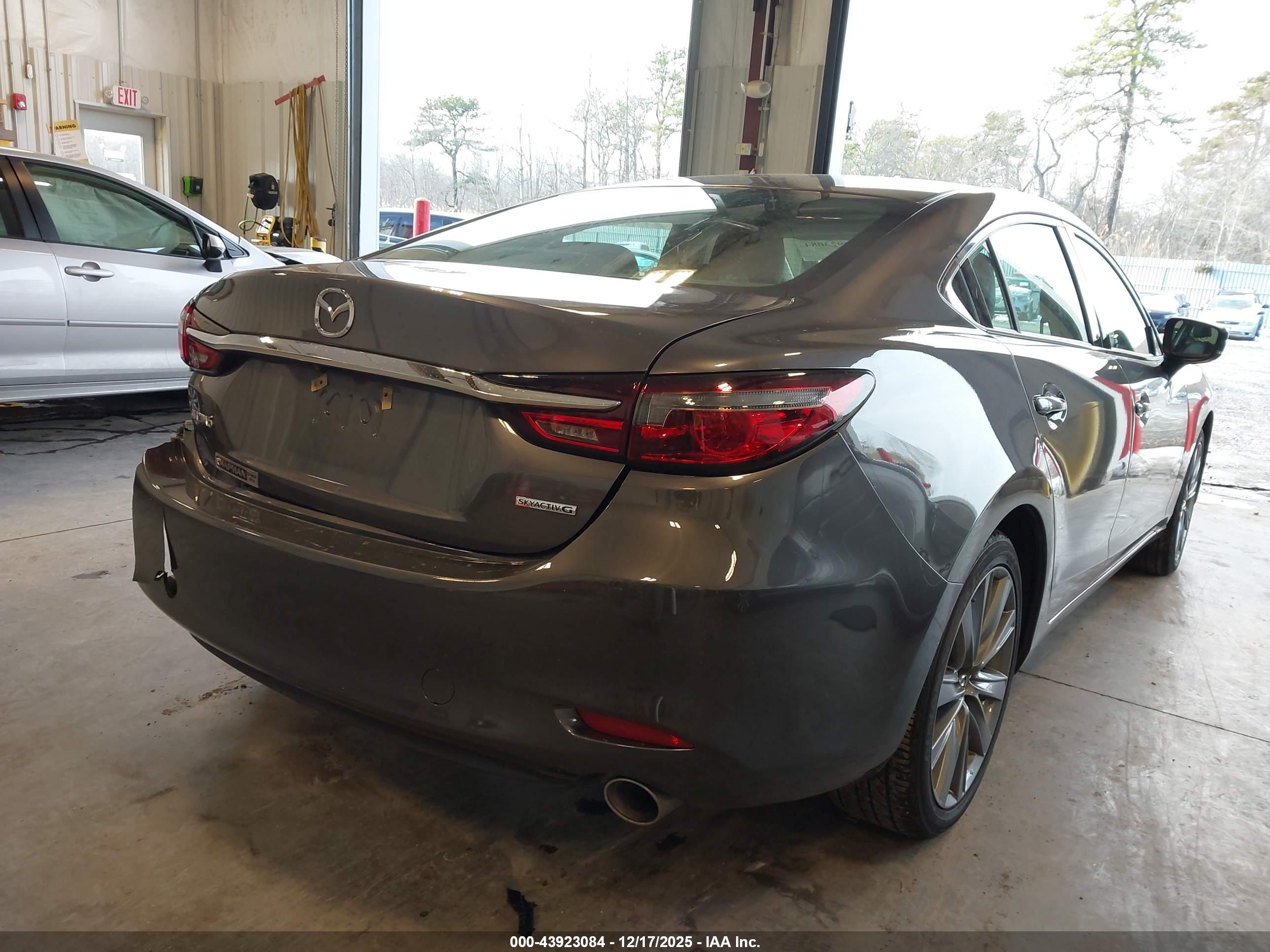 MAZDA MAZDA6 image 4