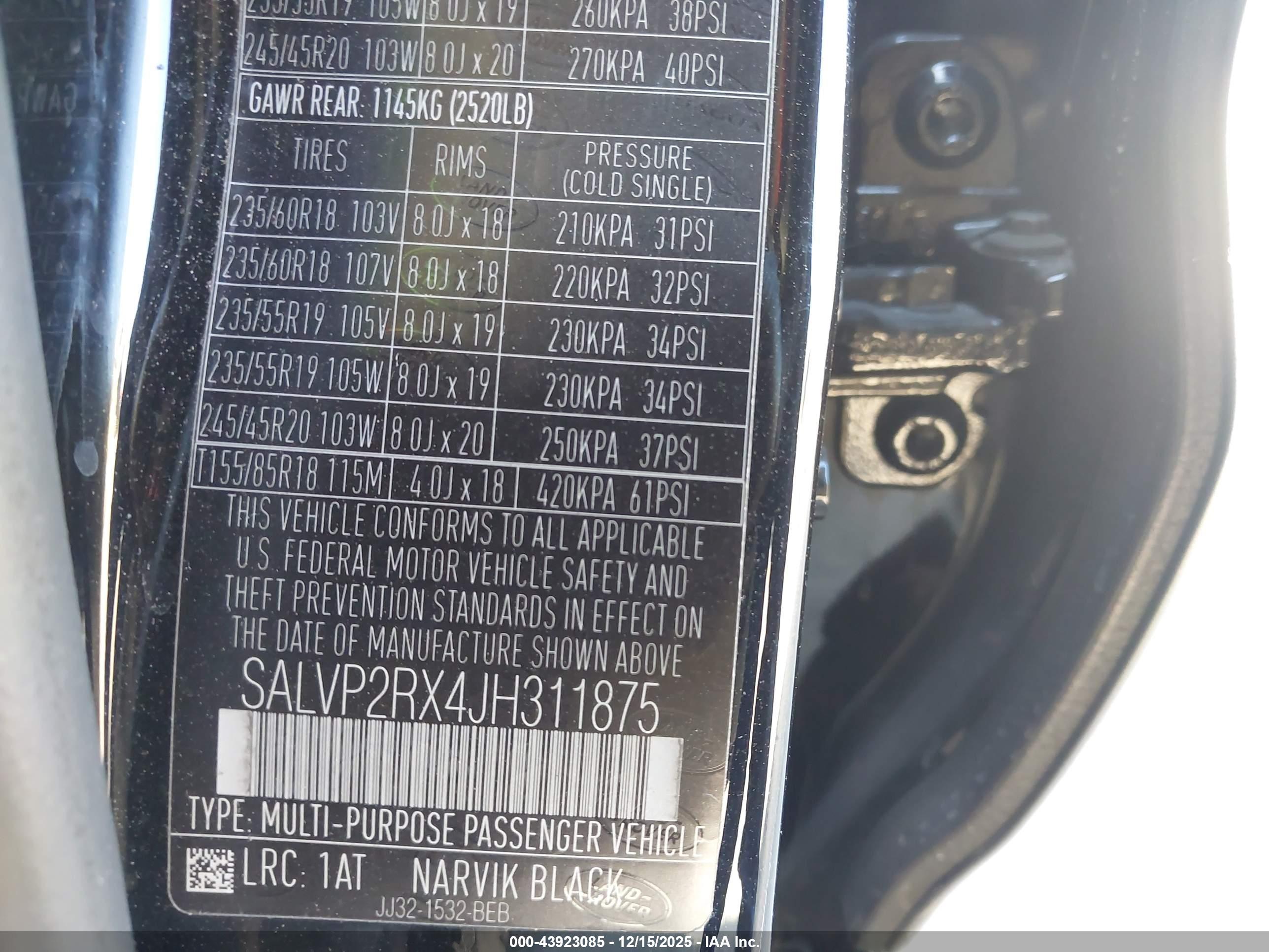 LAND ROVER image 9