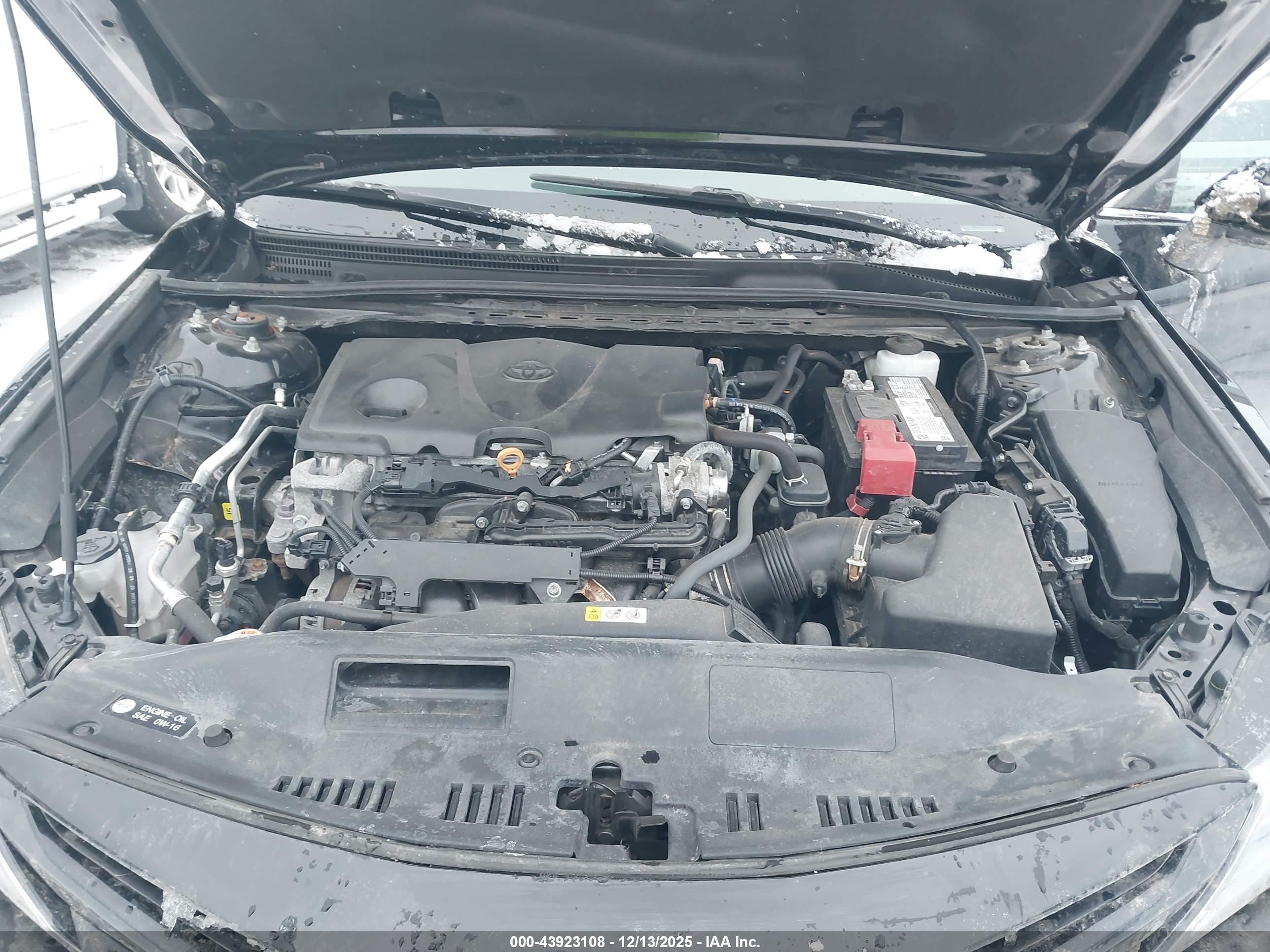 TOYOTA CAMRY image 10