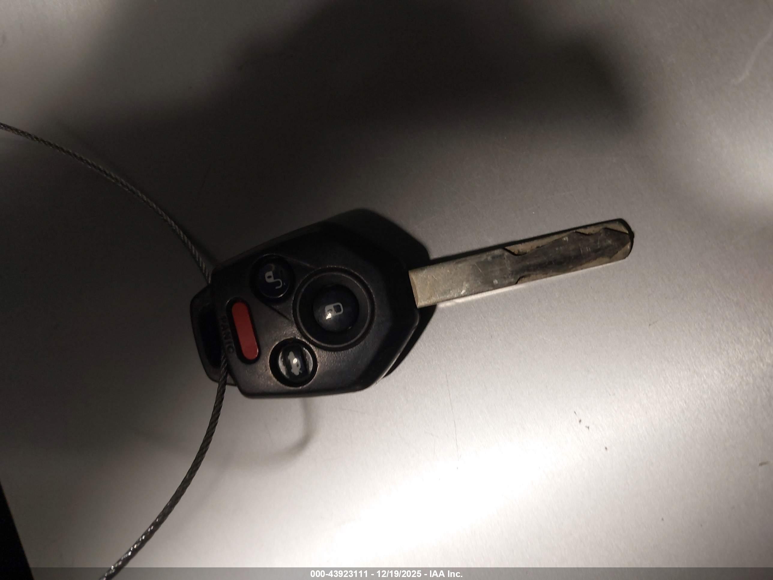 SUBARU OUTBACK image 11