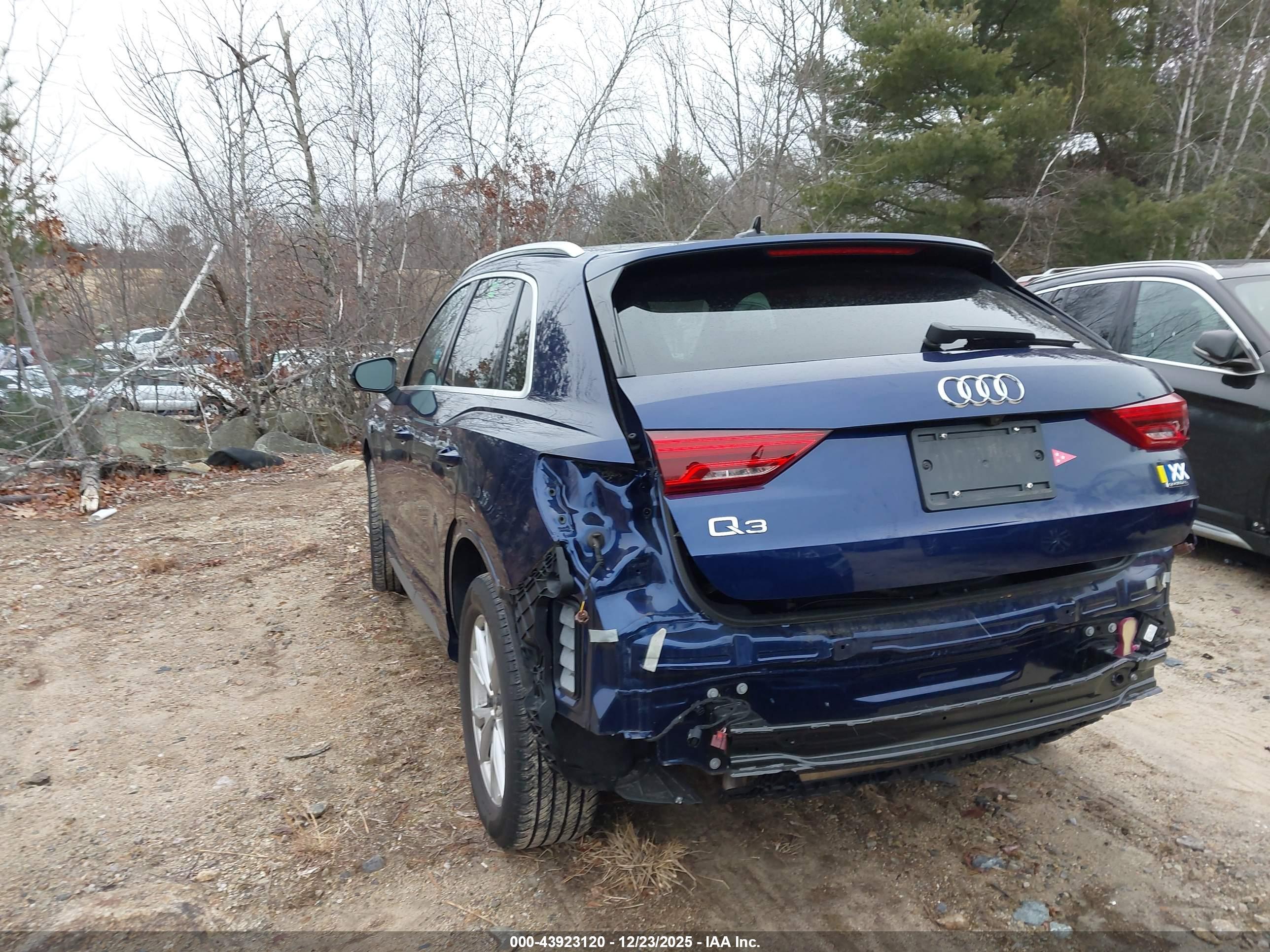 AUDI Q3 image 3