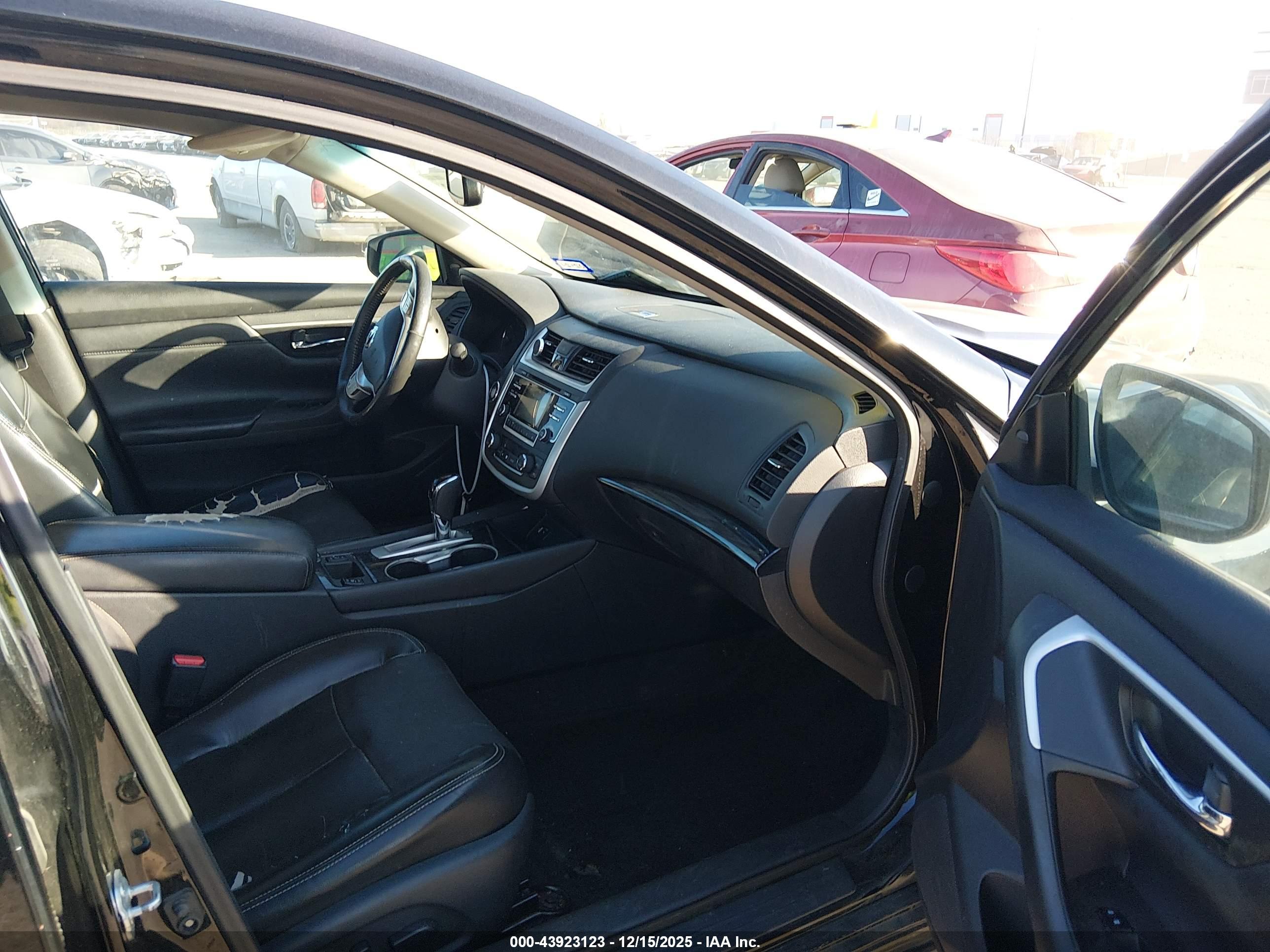NISSAN ALTIMA image 5