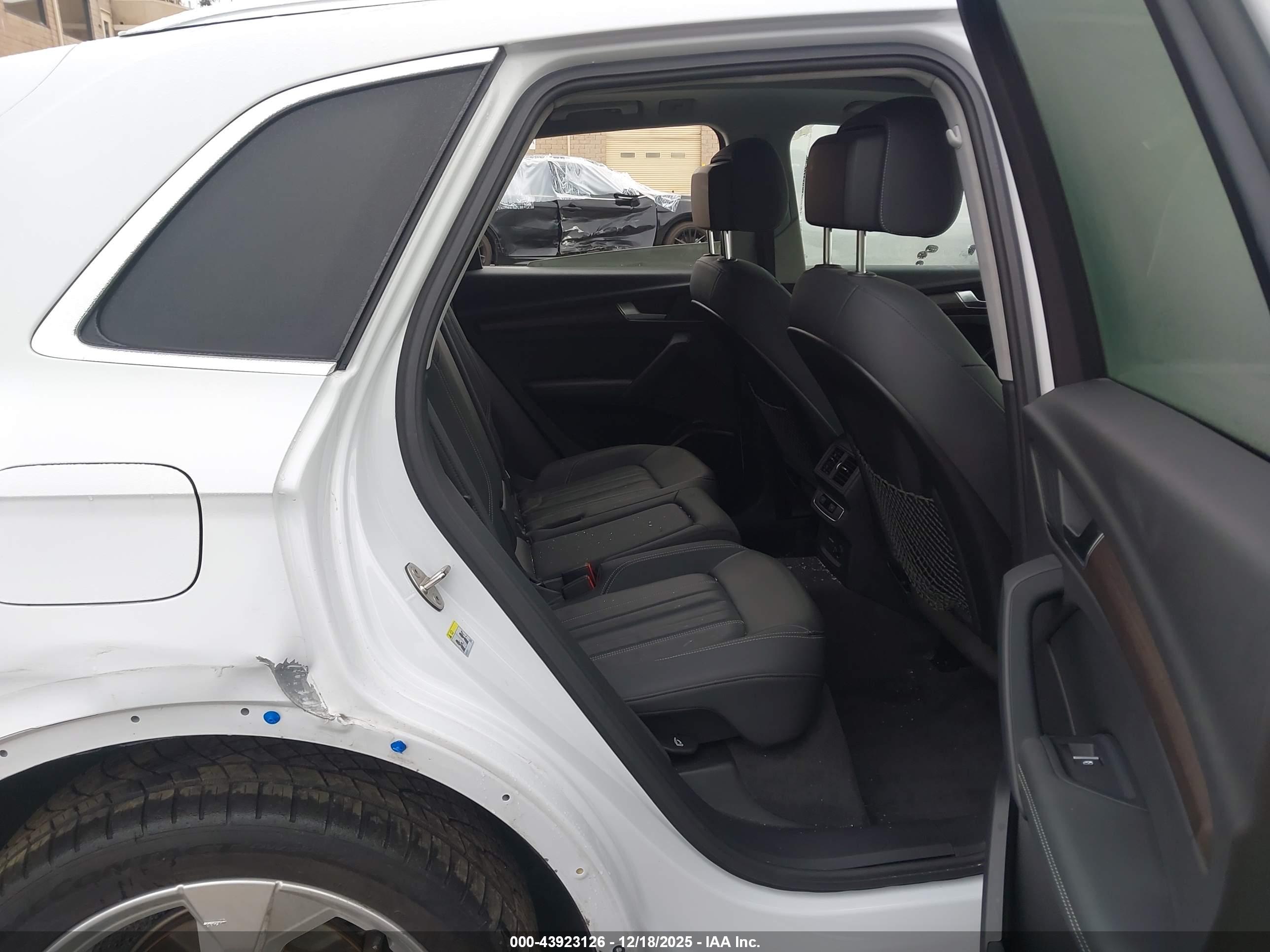 AUDI Q5 image 8