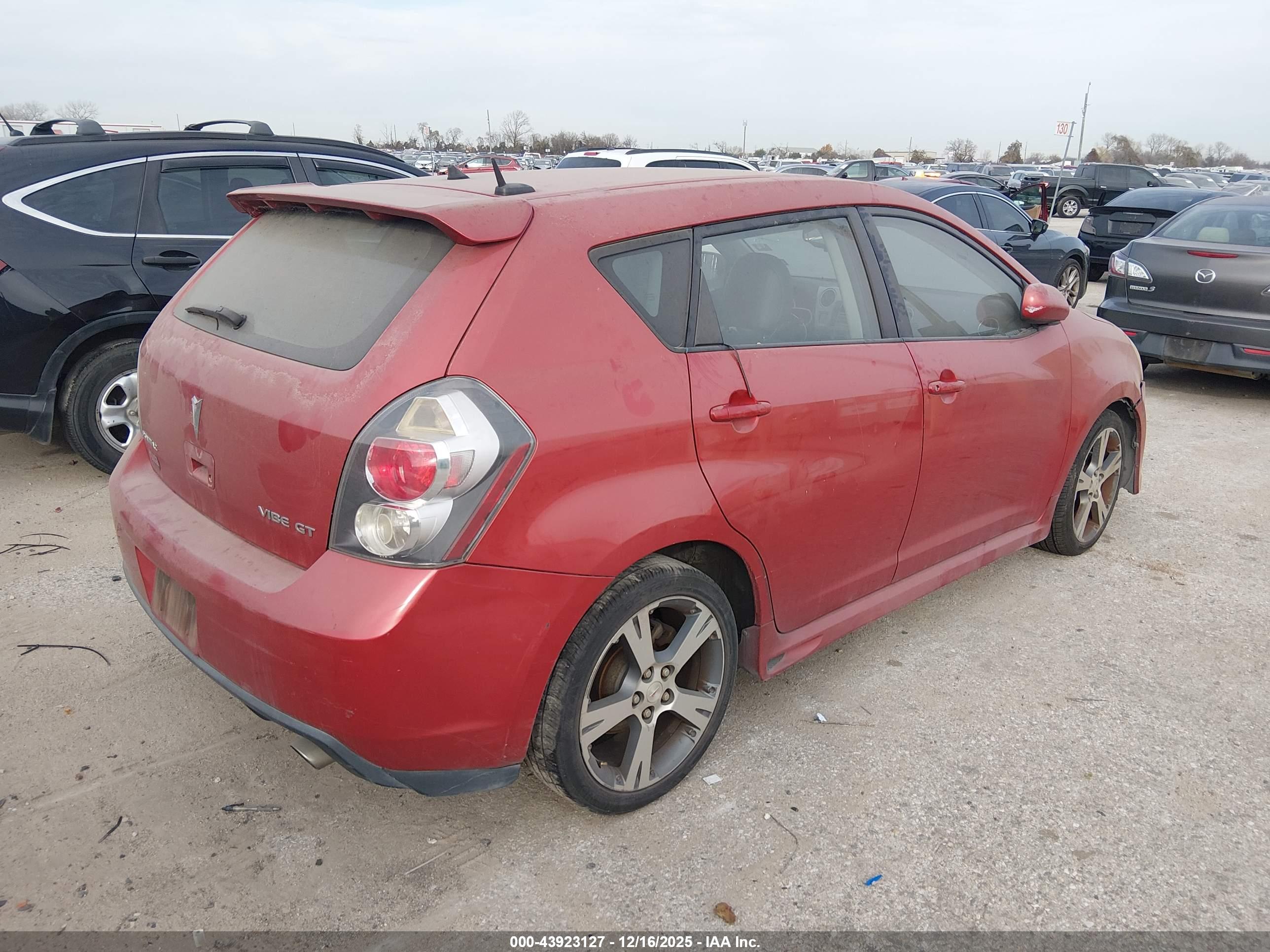 PONTIAC VIBE image 4