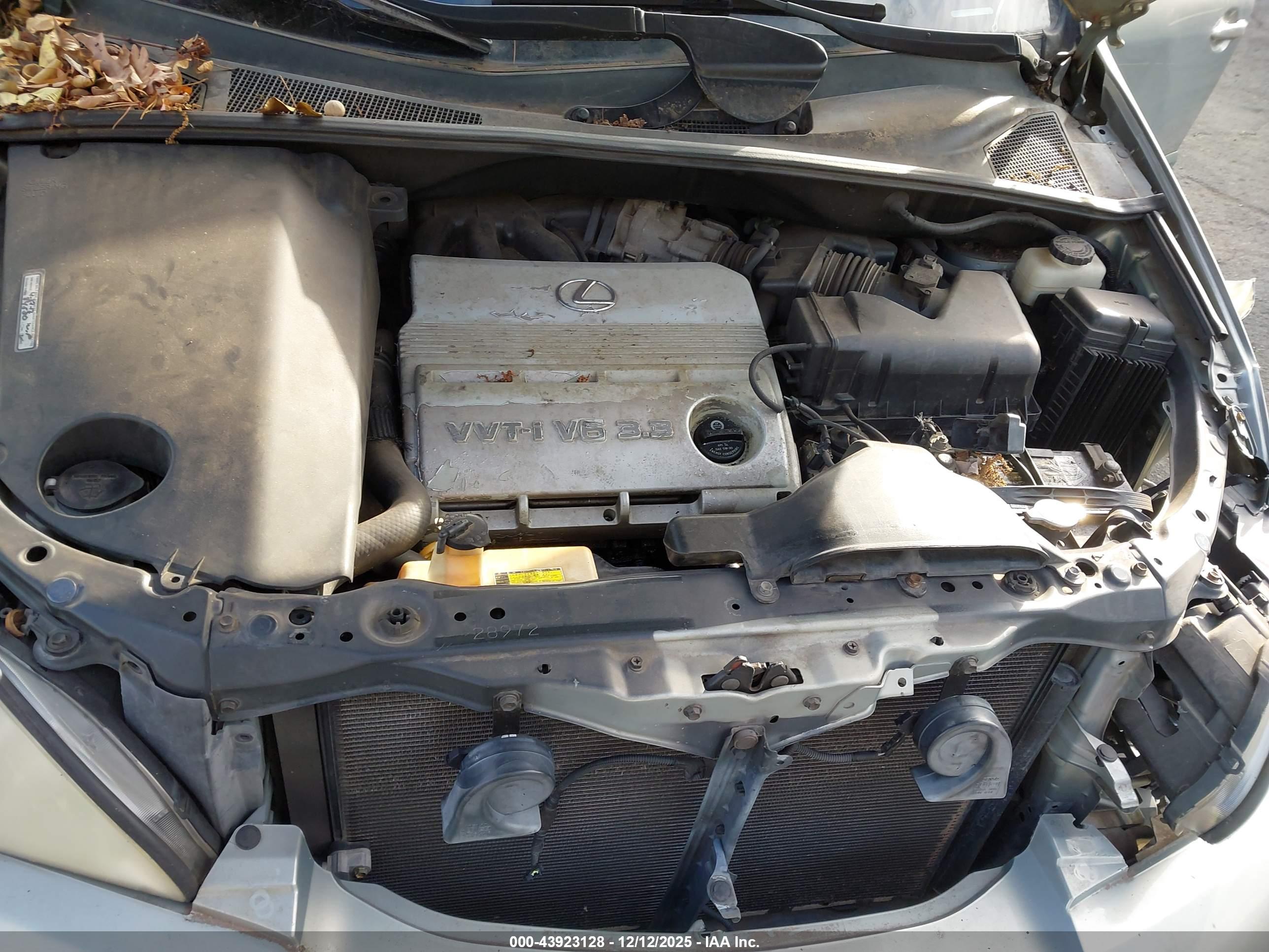 LEXUS RX image 10