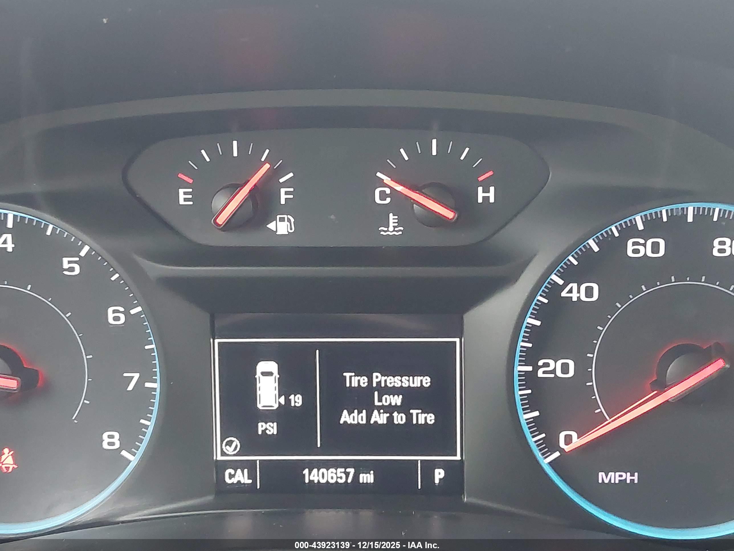 CHEVROLET EQUINOX image 7