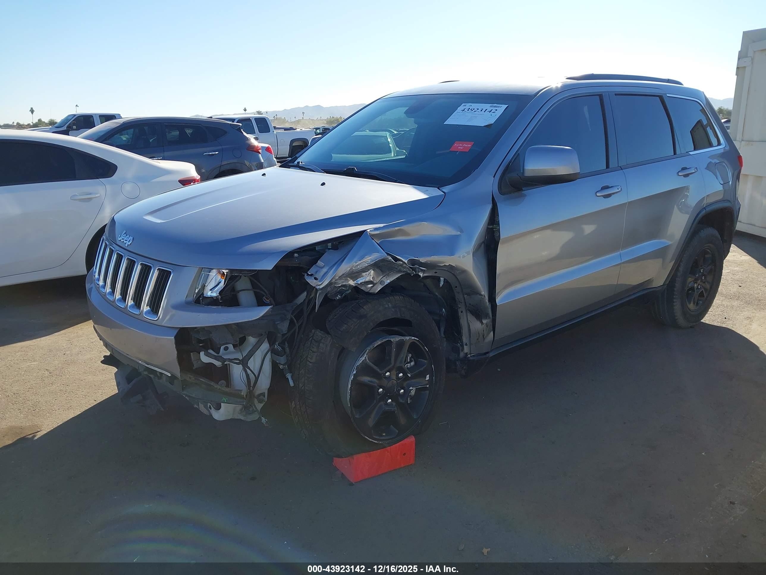 JEEP GRAND image 6