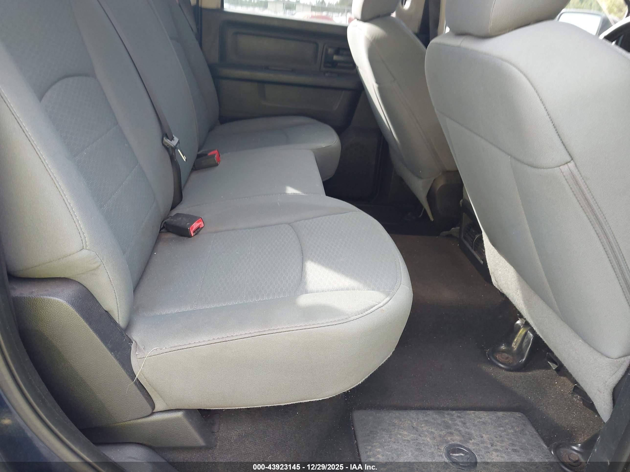 RAM 1500 image 8